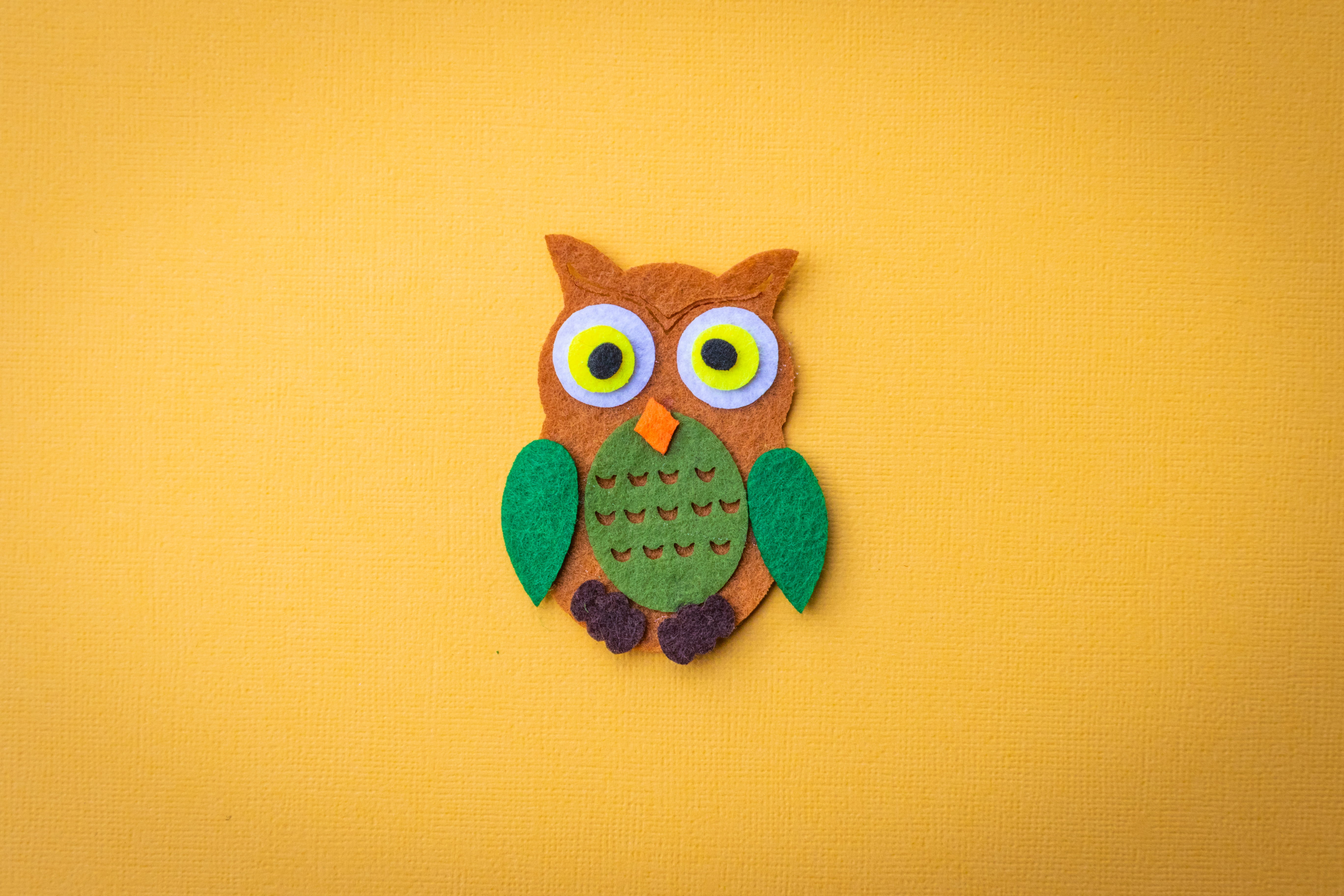 wall - building feature, patch, animal representation, design, animal, toy, yellow, domestic animals, green, copy space, brown, representation, craft, indoors, HD Wallpaper