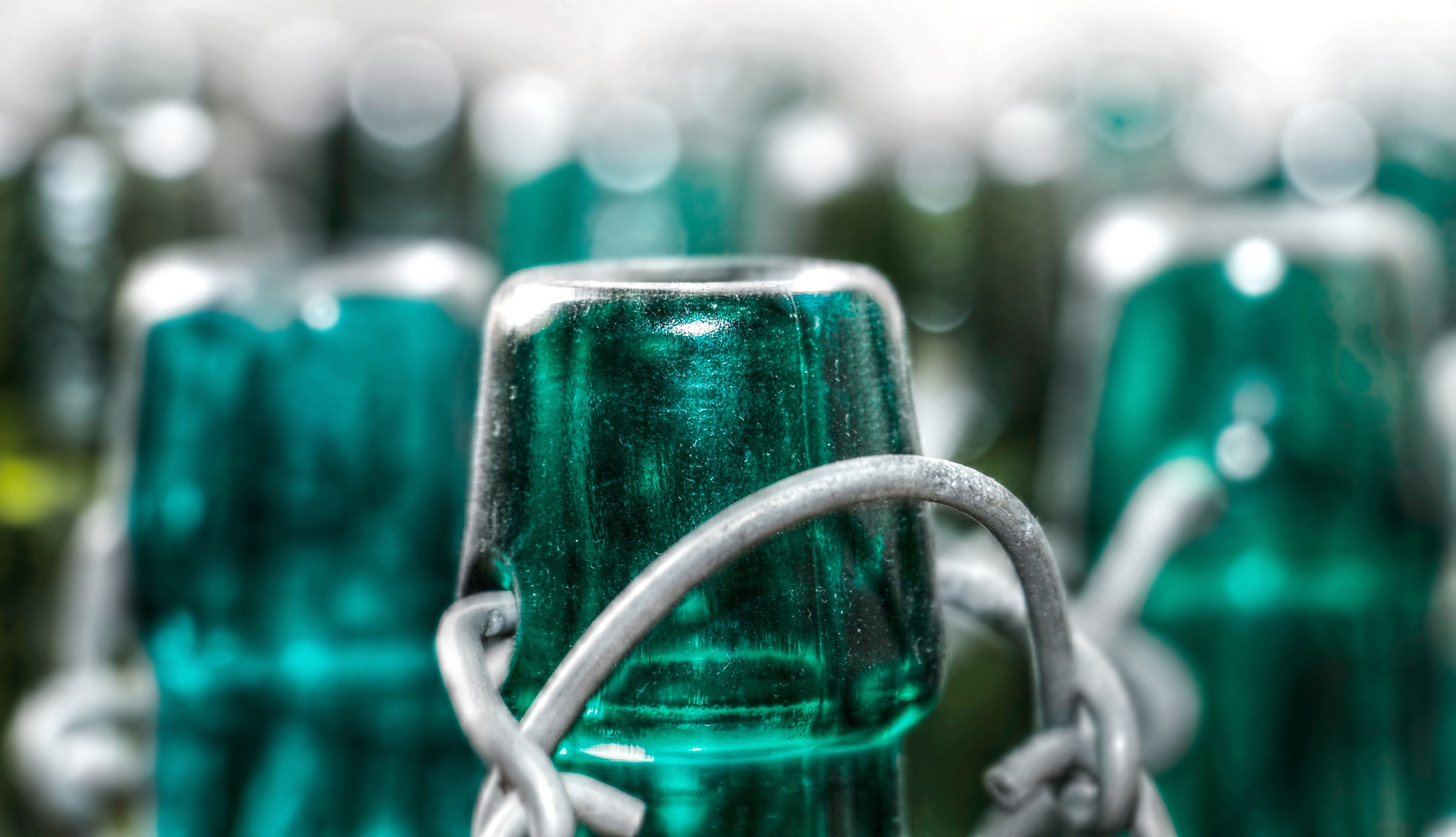 5K, industry, drink, glass bottle, luxury, empty, communication, close-up, photography, postcard, fuel and power generation, light, computer, background image, HD Wallpaper
