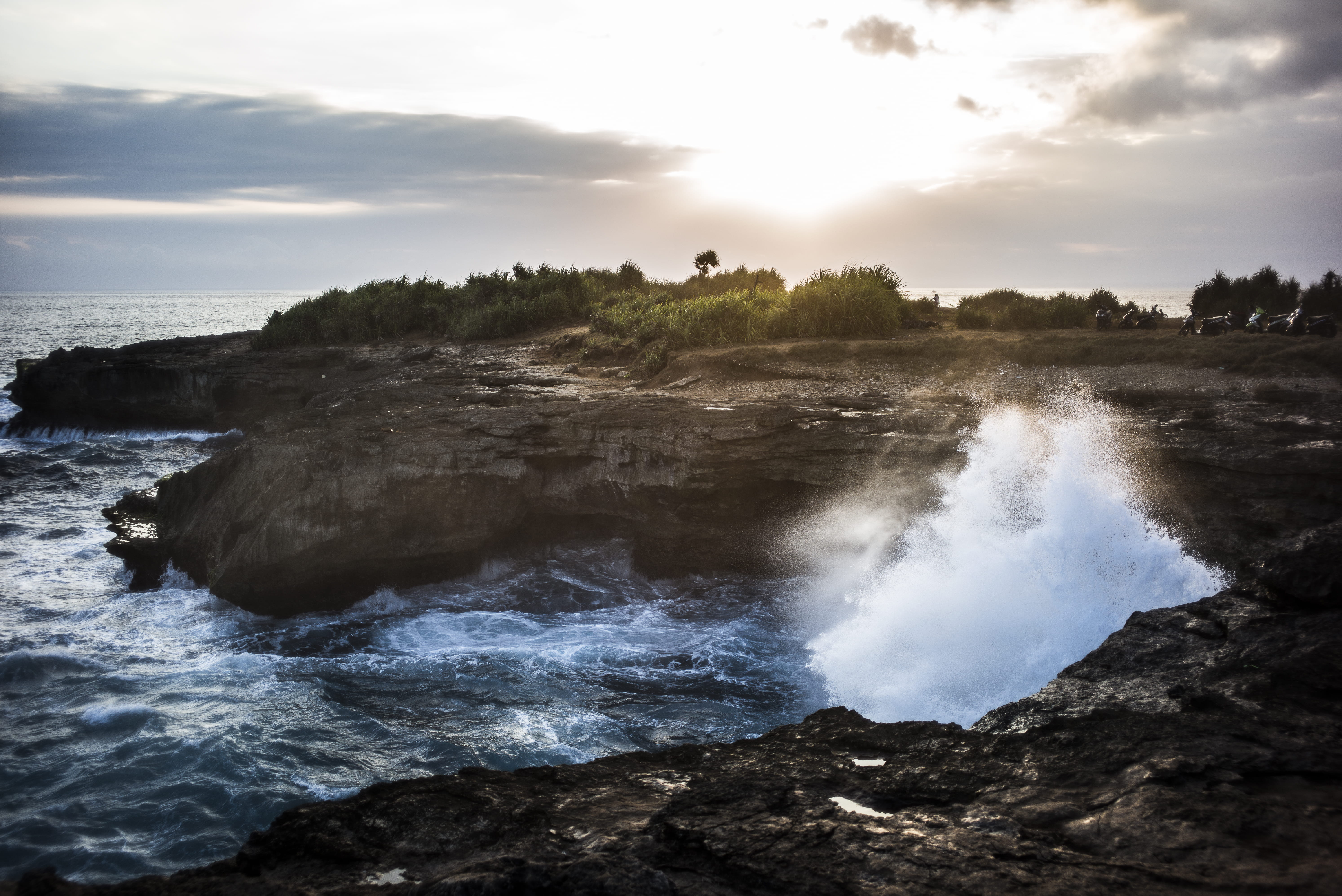 lembongan island, outdoors, power in nature, nature, tree, cloud - sky, day, rock - object, cliffs, indonesia, non-urban scene, rock, solid, motion, scenics - nature, HD Wallpaper
