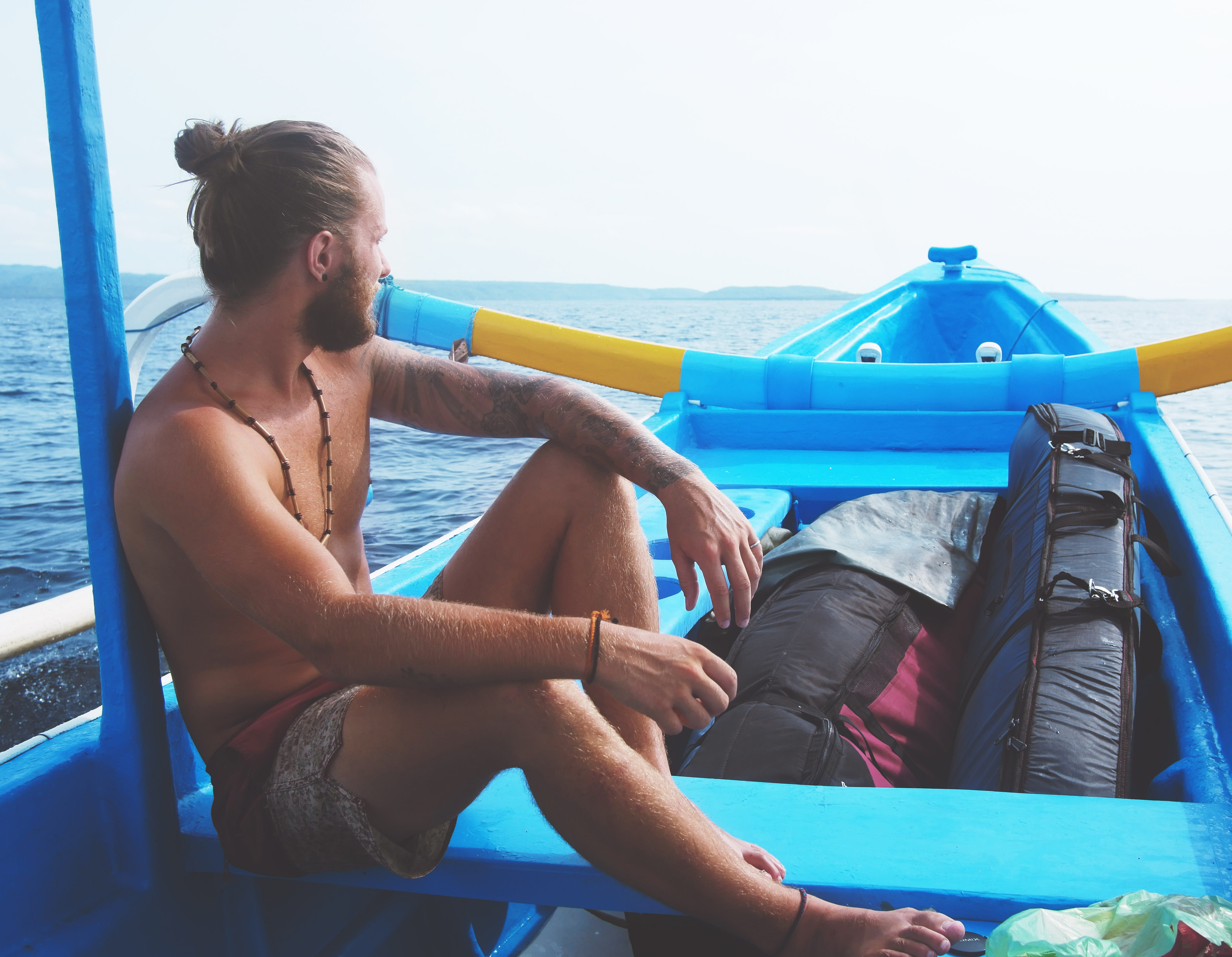 lifestyles, leisure activity, nusa lembongan, sitting, sun, real people, one person, water, bali, summer, 4K, sea, day, lembongan island, outdoors, young adult, HD Wallpaper