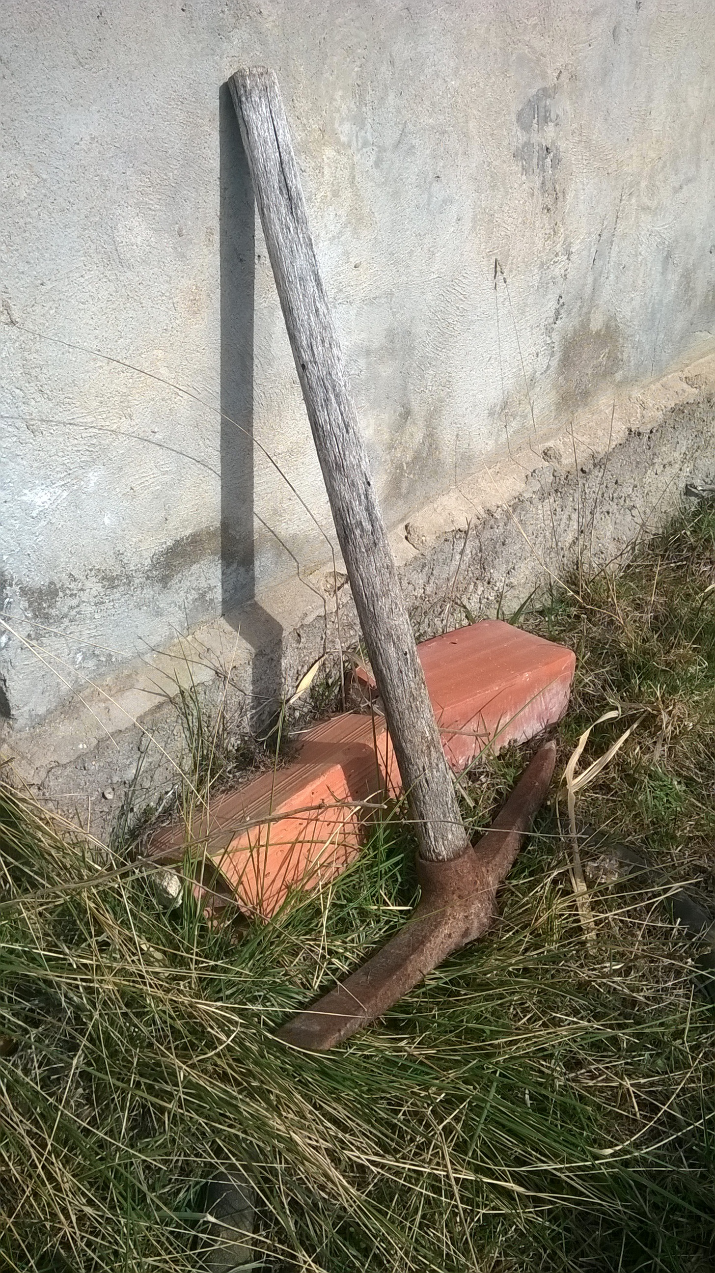 gardening, tree, nature, peak, tool, unemployment, in construction, grass, wall - building feature, field, built structure, old, growth, construction, outdoors, Phone HD Wallpaper