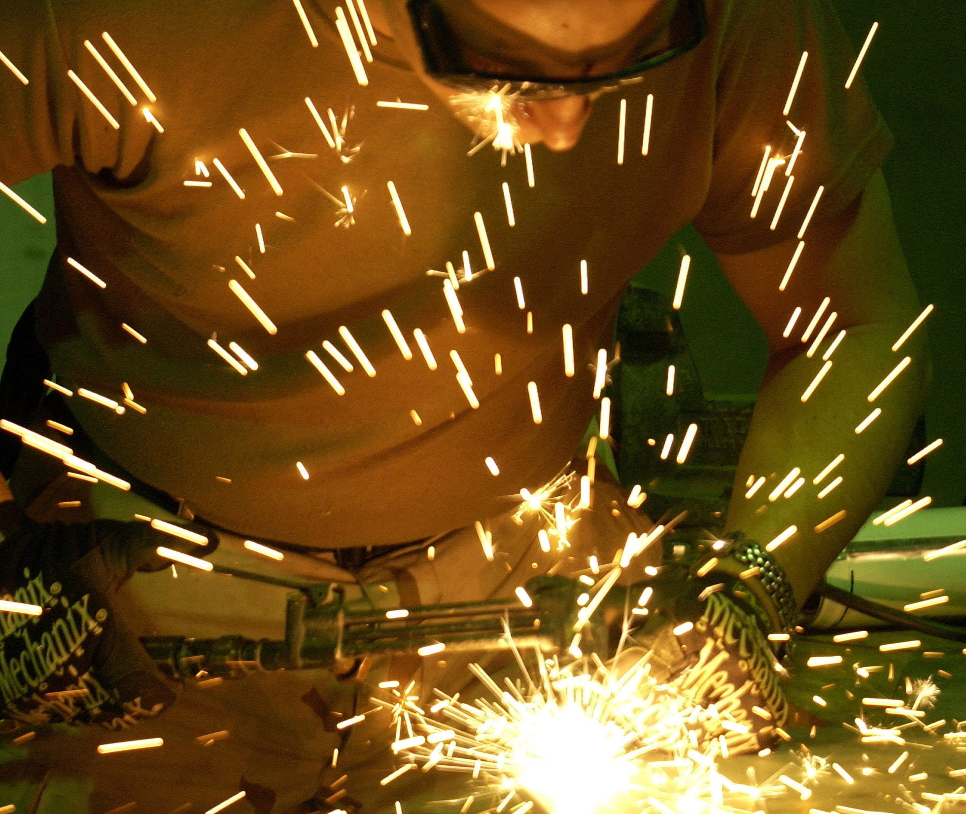 using, working, construction, metal, protective workwear, blurred motion, one person, occupation, hardhat, indoors, equipment, nature, man, 1080P, building, HD Wallpaper