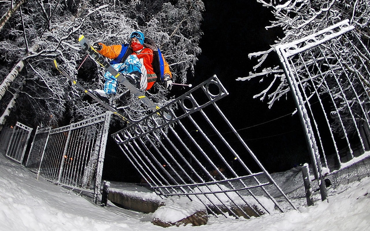 cold temperature, rope, bridge, real people, footbridge, leisure activity, men, railing, skis, adventure, 720P, outdoors, built structure, night, connection, HD Wallpaper