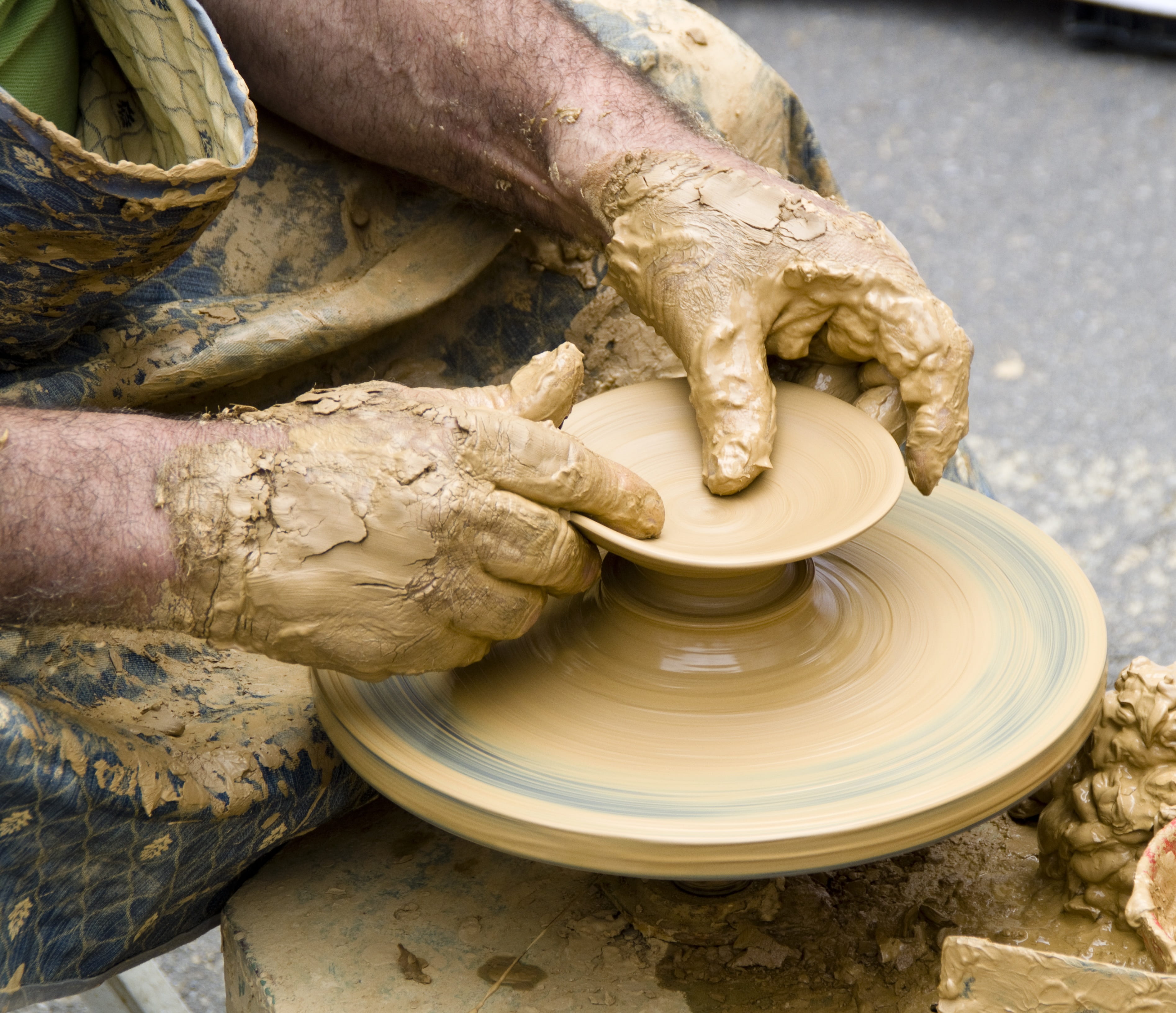 craft, motion, outdoors, traditional, old, clay, dirty, sculptor, expertise, sculpture, making, food, pottery, spinning, craftsman, 2K, human body part, HD Wallpaper