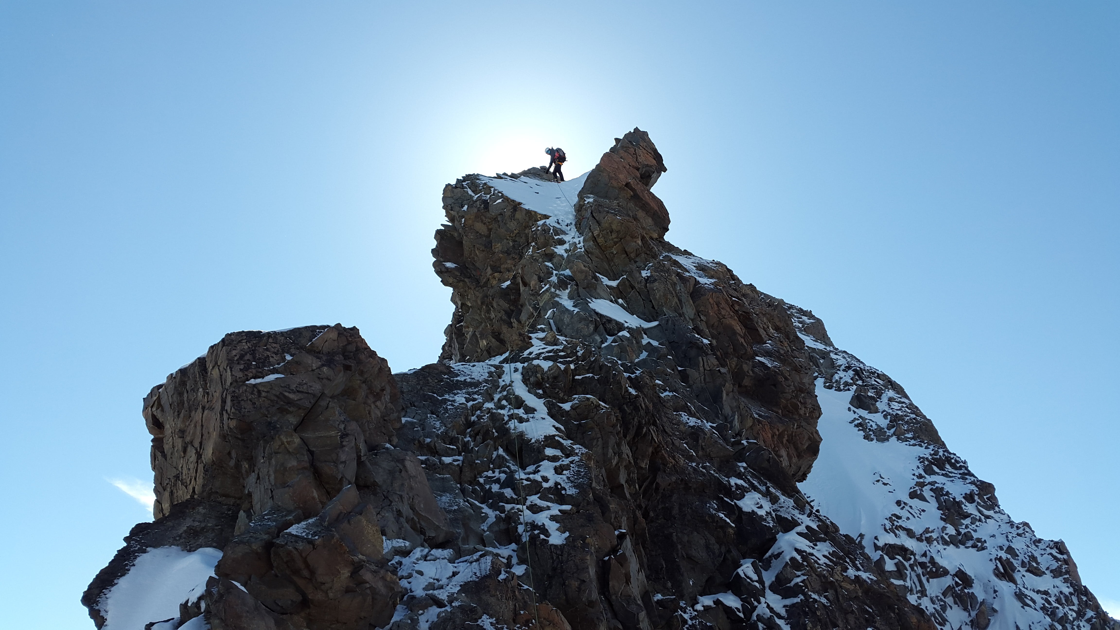 alpine climbing, cold temperature, outdoors, mountain peak, winter, low angle view, covered, climber, secure, crag, nature, piz bernina, graubünden, alpinism, HD Wallpaper