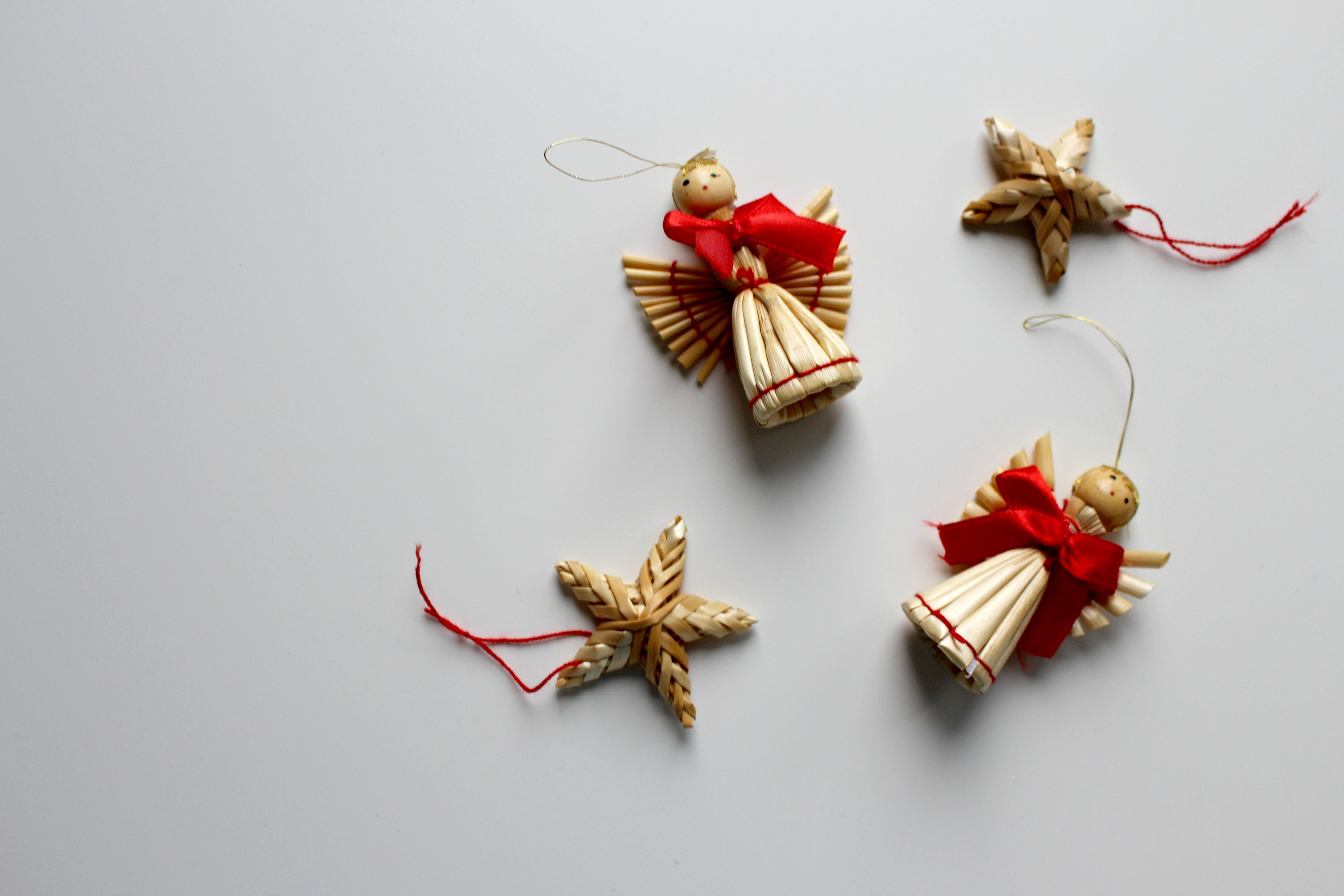 gift, christmas Ornament, ornate, star Shape, winter, festival, 4K, straw, celebration, christmas decorations, angel, creativity, froebelstern, advent, HD Wallpaper