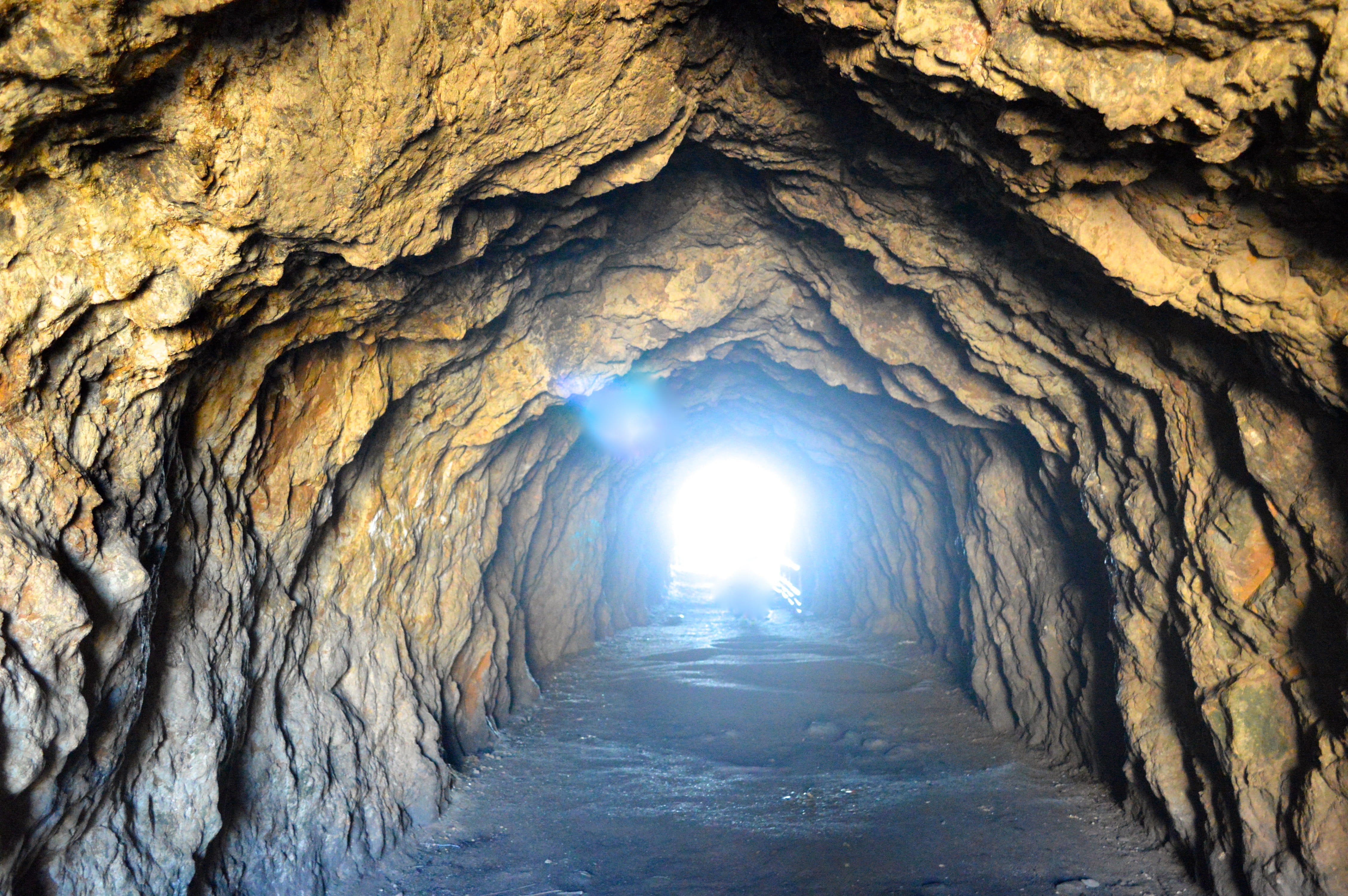 sunlight, sunspot, architecture, landscape, nature, 4K, day, minerals, one person, rocks, low angle view, glow, solid, tunnel, physical geography, the way forward, HD Wallpaper