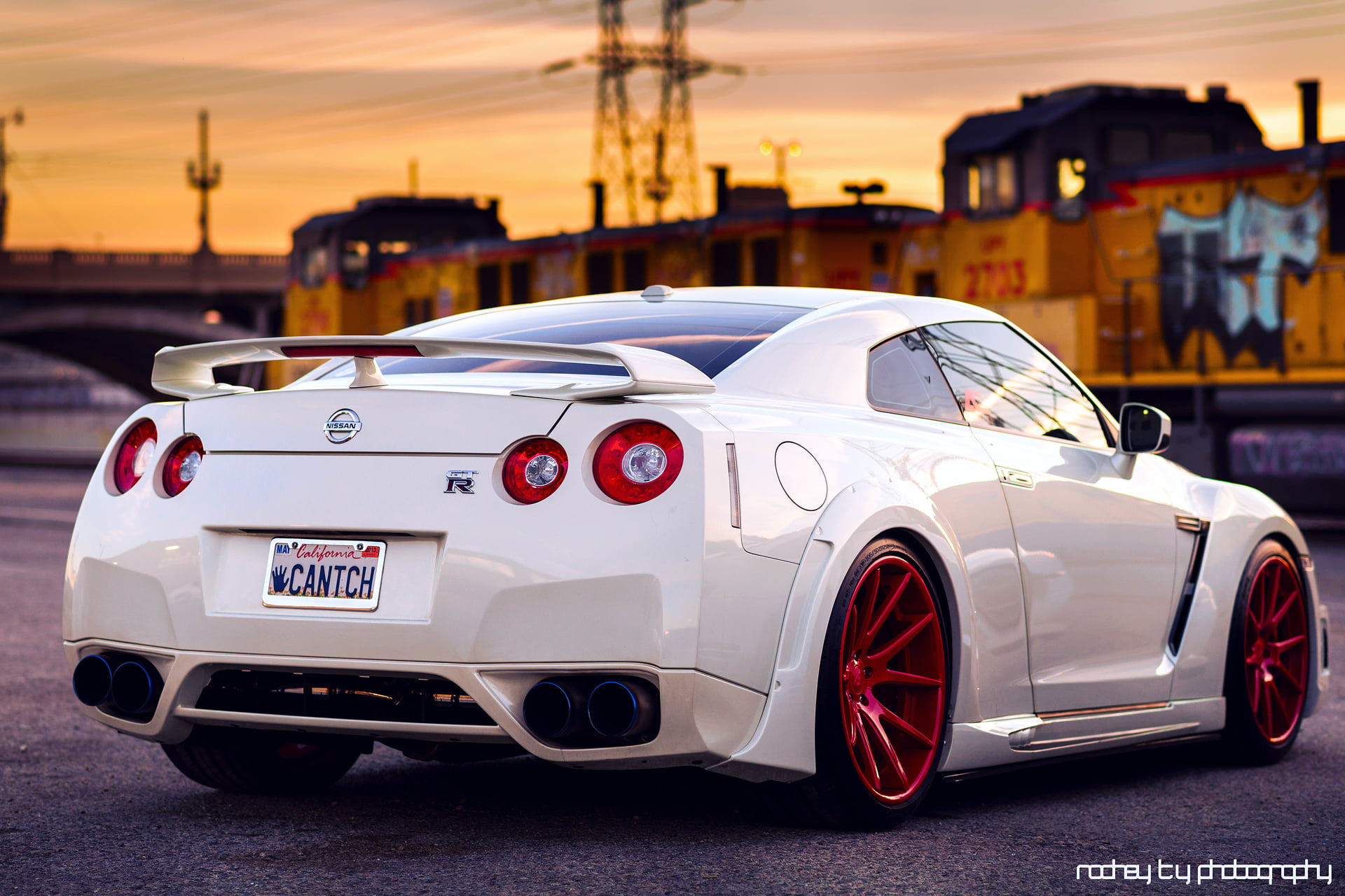 the sky, modern, front View, ass, motor Vehicle, street, outdoors, white, reflection, engine, Nissan, r, mode of transportation, speed, status Car, elegance, HD Wallpaper