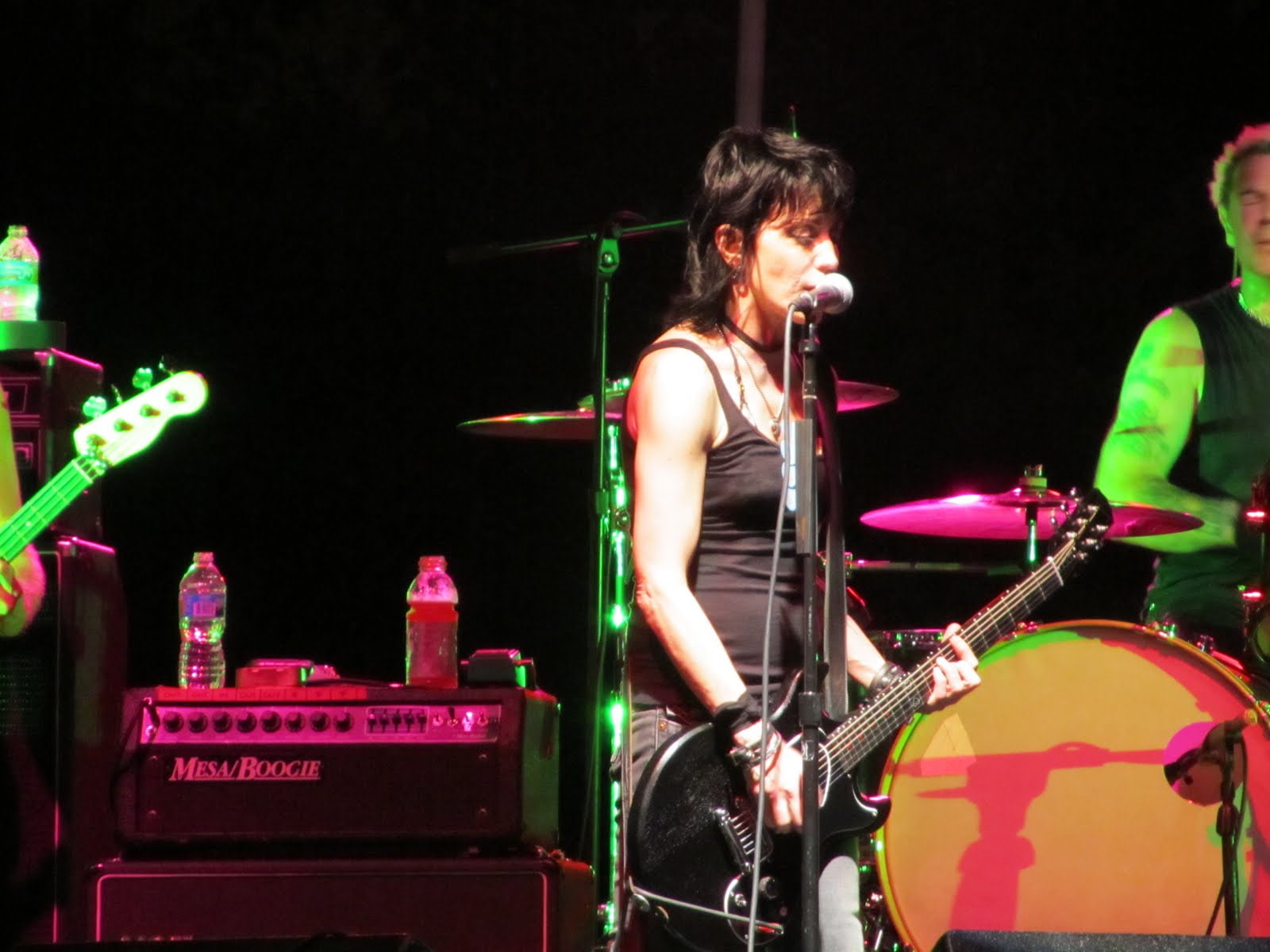 hard, jett, singer, girls, girl, bands, guitar, groups, rock, joan, band, group, guitars, women, 720P, g jpg, concerts, concert, HD Wallpaper