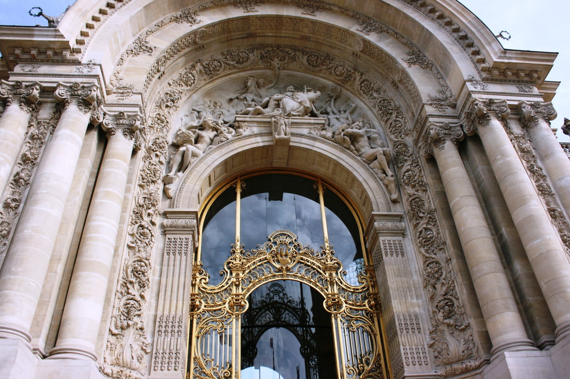 paris, building, craft, architectural column, low angle view, petit palais, 1080P, the past, travel destinations, building exterior, france, art and craft, HD Wallpaper
