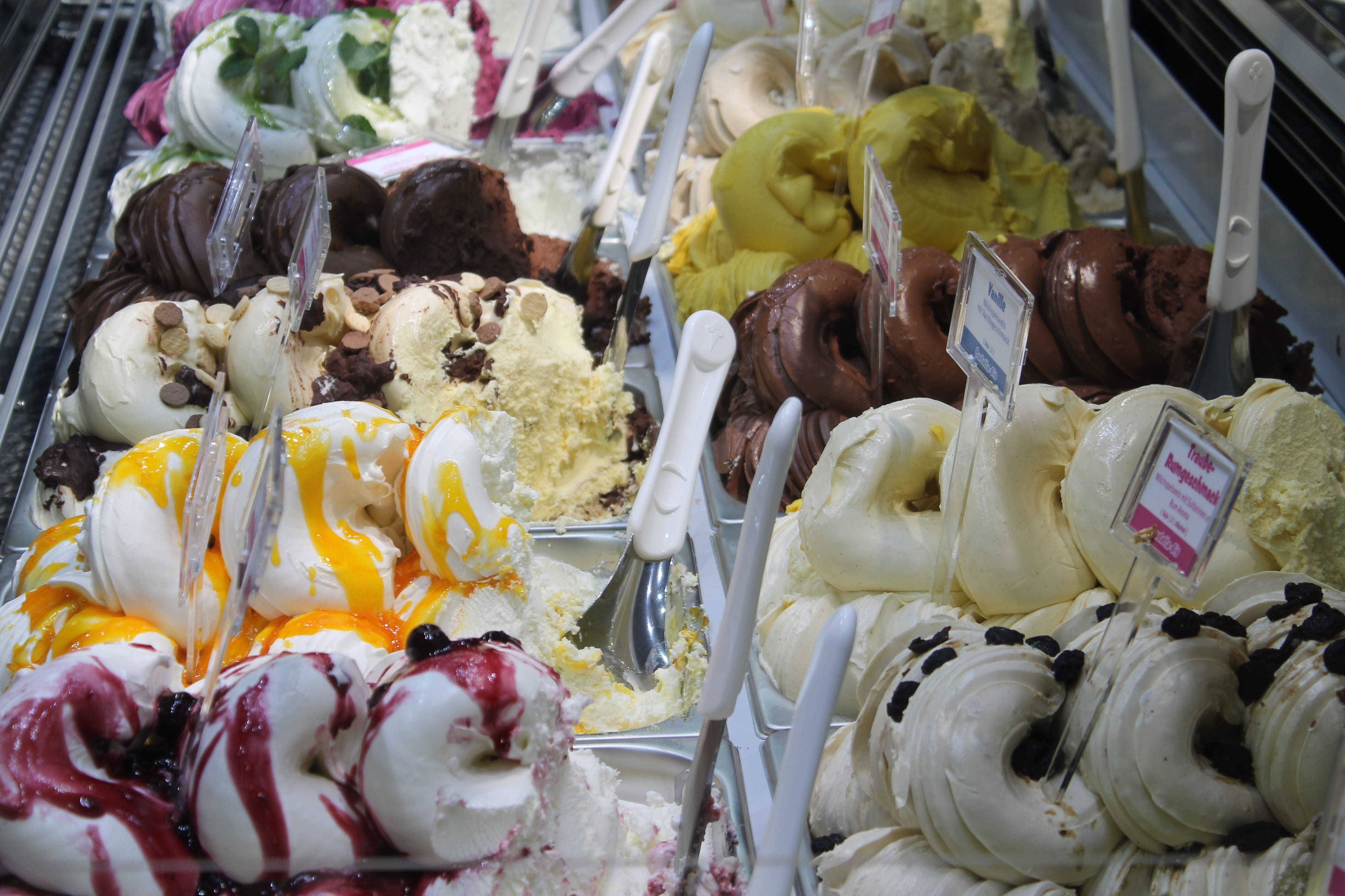 variation, ice cream, indulgence, dessert, temptation, ready-to-eat, retail display, sweet food, food and drink, retail, no people, frozen sweet food, sweet, HD Wallpaper