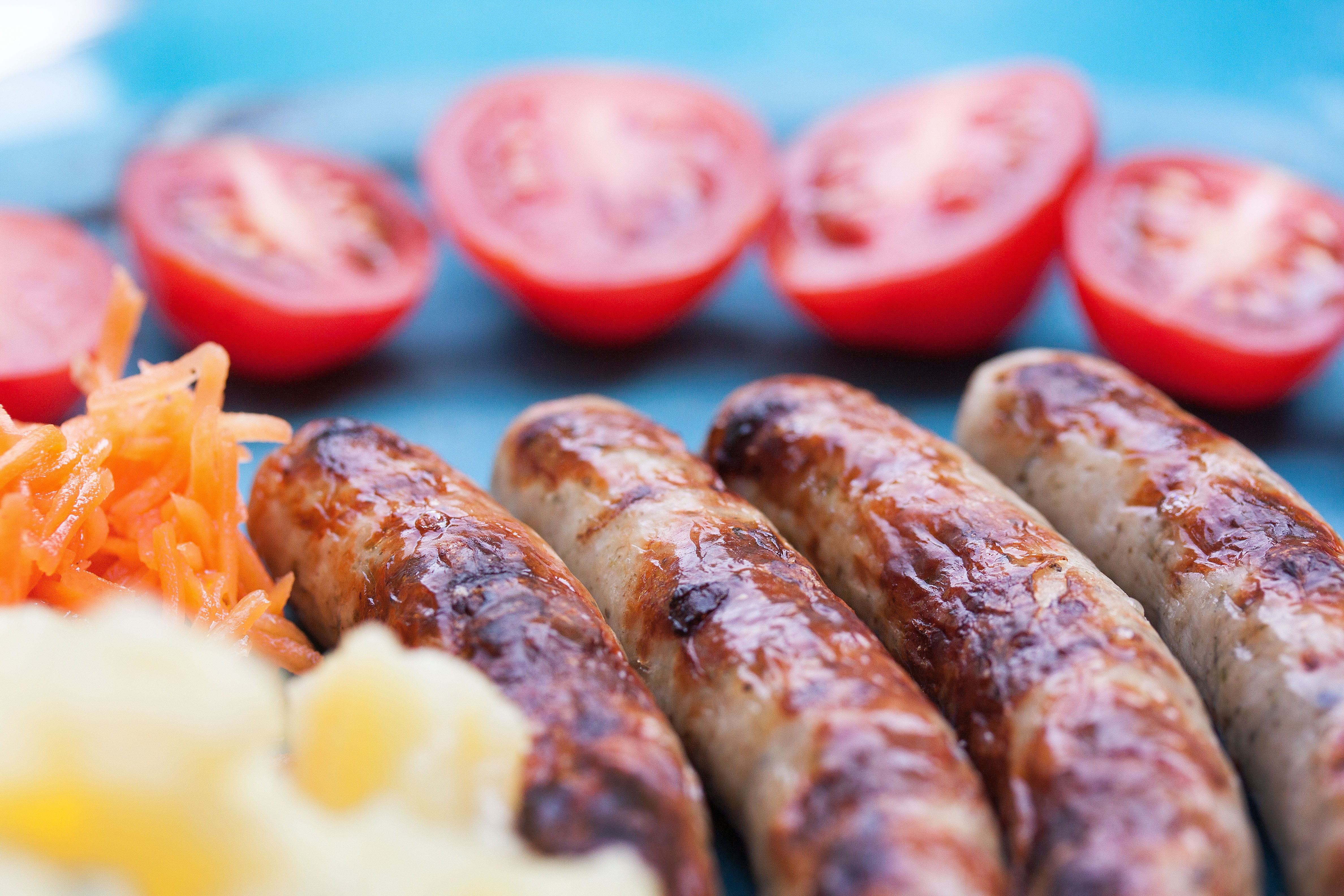 plate, potato salad, wellbeing, snack, meat, no people, focus, grill, food, close-up, tomatoes, bratwurst, blue background, blue, 4K, food and drink, stainless, HD Wallpaper