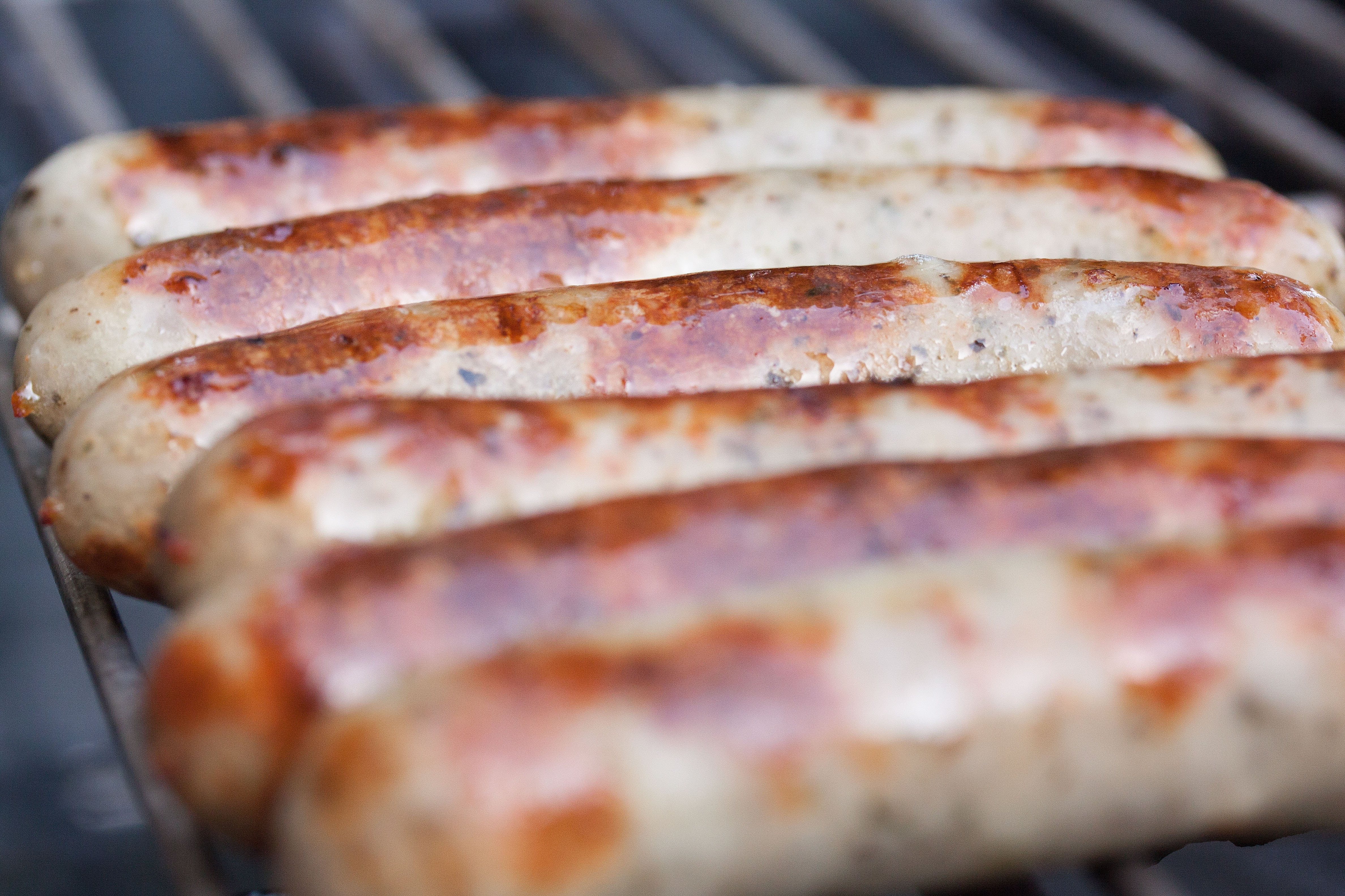 food and drink, heat - temperature, celebration, heat, barbecue, fast food, bread, selective focus, roast pork sausage, stainless, indoors, preparation, HD Wallpaper