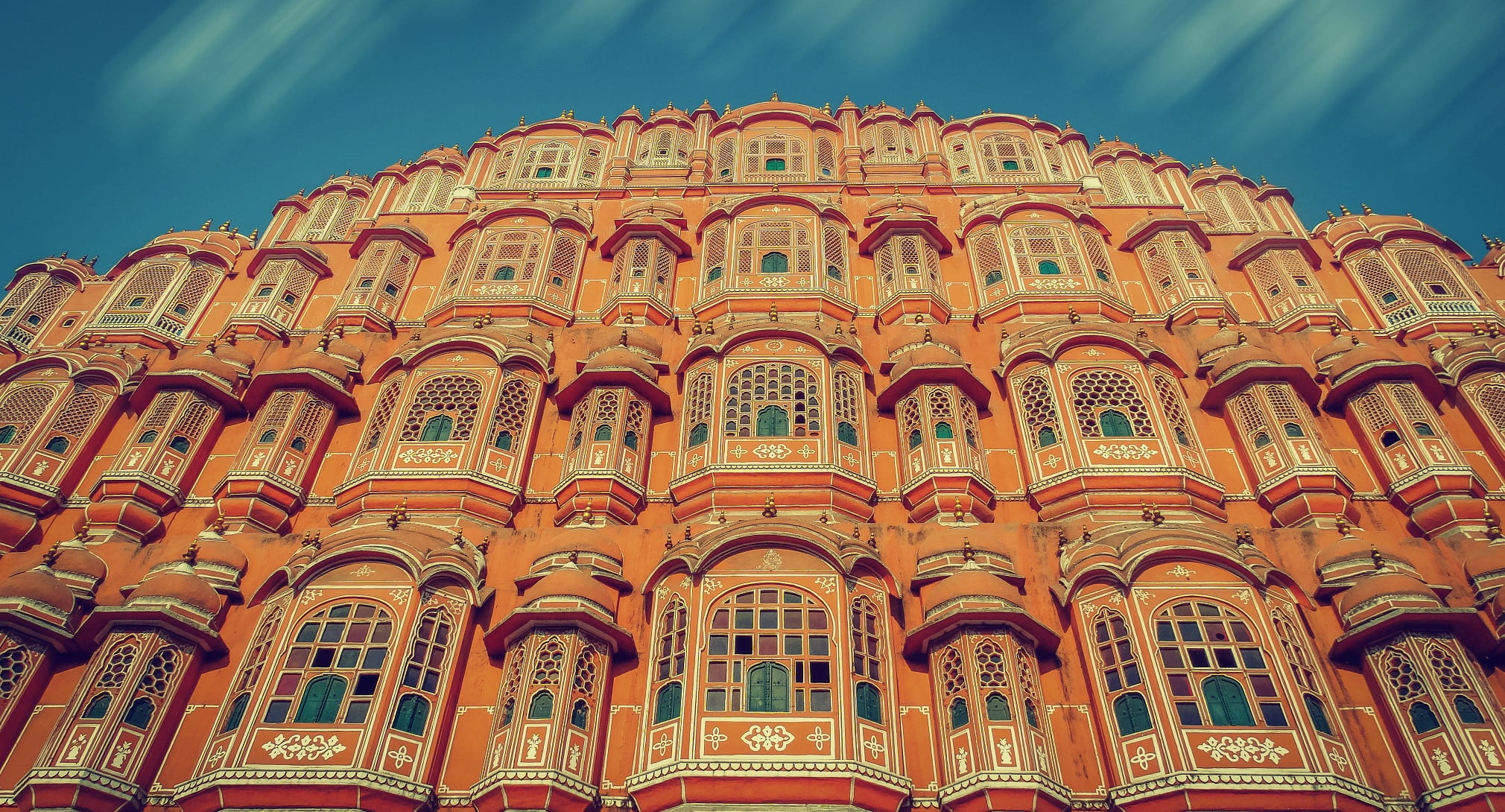 arch, place of worship, low, jaipur, white, low angle view, building, belief, angle, the palace in jaipure, ornate, 1080P, no people, spirituality, built structure, HD Wallpaper