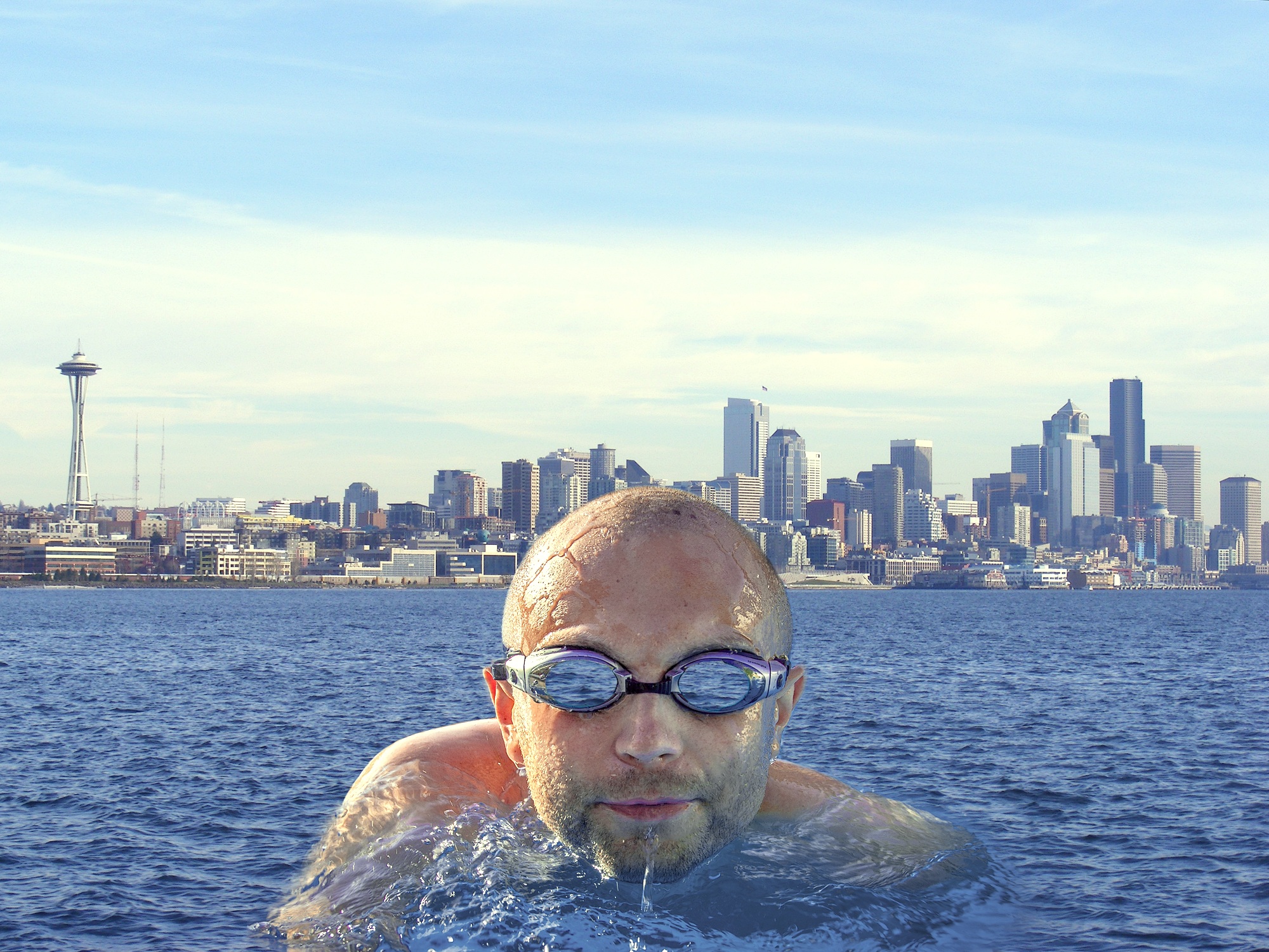 skyscraper, float, sea, swim, leisure activity, building exterior, camera, outdoors, seattle, tall - high, real people, cityscape, men, milestone, lifestyles, HD Wallpaper