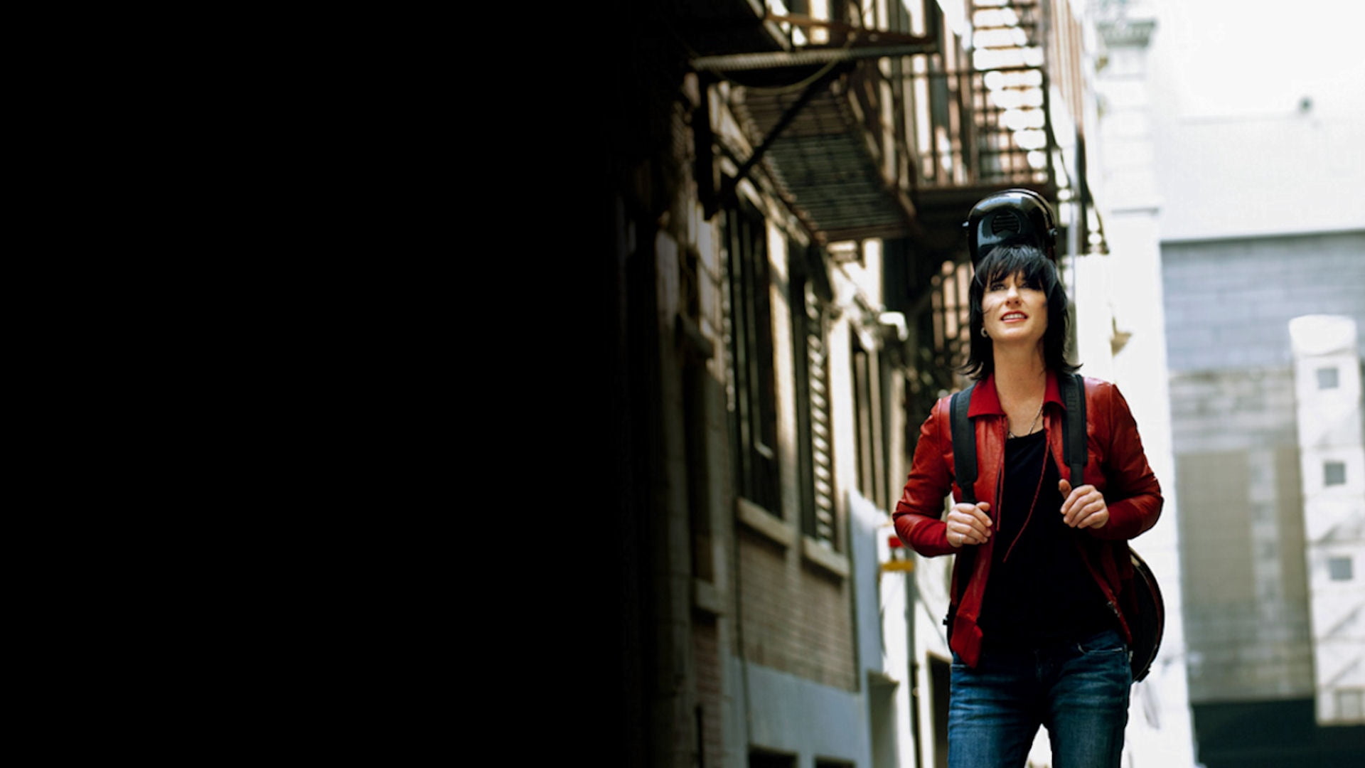 contemplation, city Life, backpack, urban Scene, street, jeans, real People, people, city, young Women, three quarter length, clothing, fashion, casual Clothing, HD Wallpaper