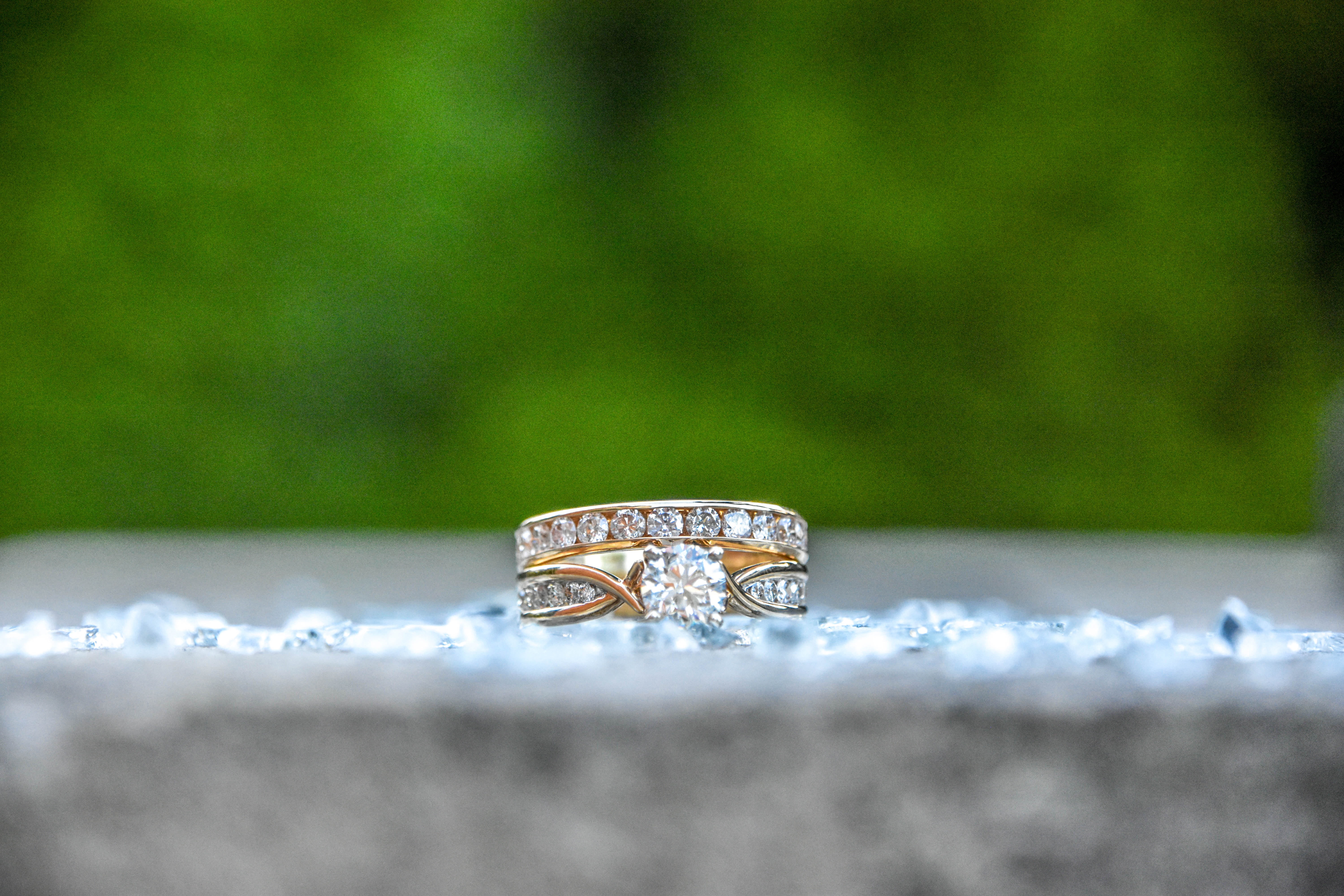 blur, wealth, emotion, gemstone, colored, gold, diamond ring, 5K, day, jewelry, event, diamond - gemstone, surface level, ring, engagement ring, expense, HD Wallpaper