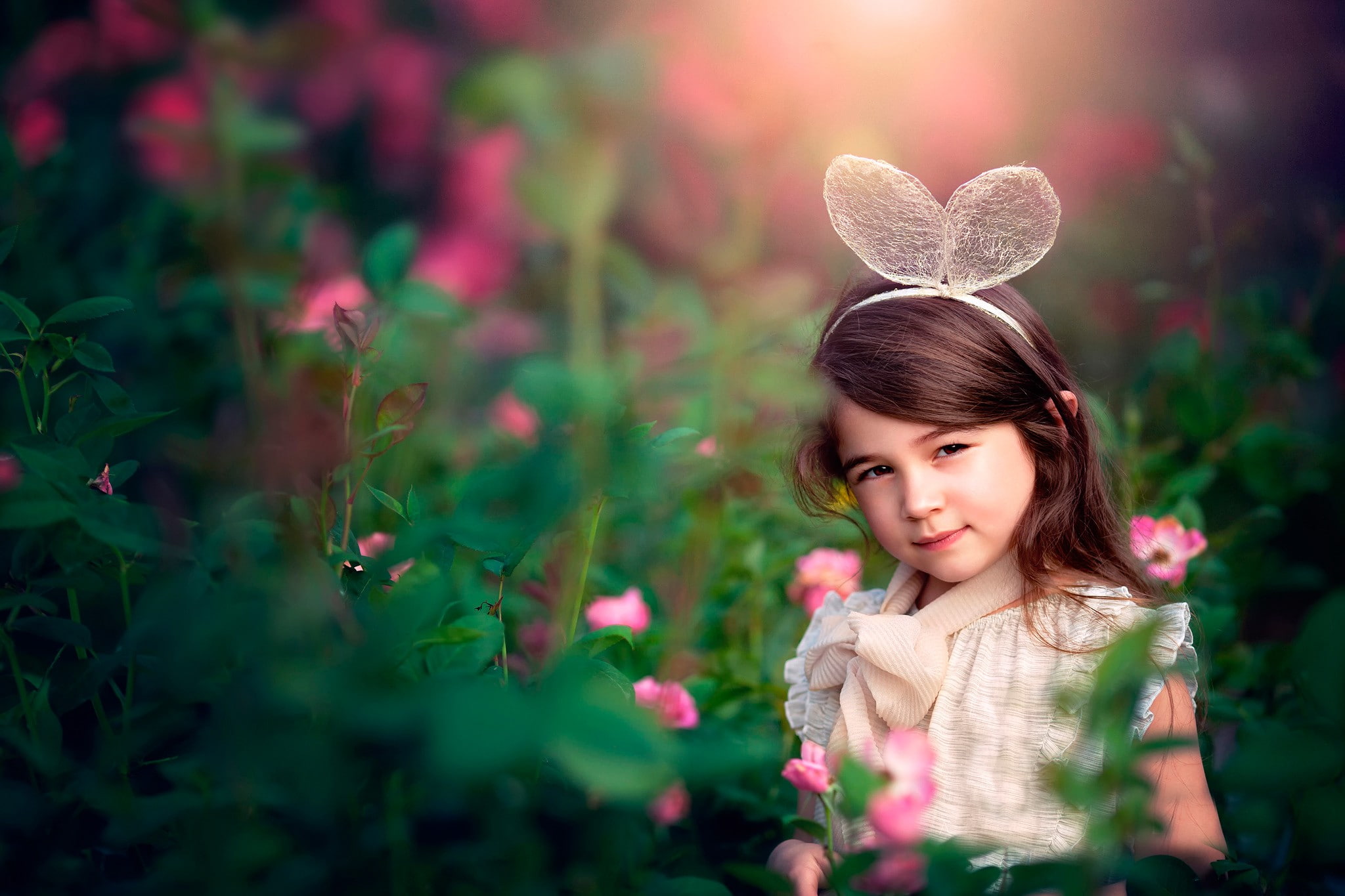 nature, children, beauty in nature, emotion, flowering plant, plant, springtime, child, females, 1080P, one person, selective focus, flower, innocence, HD Wallpaper