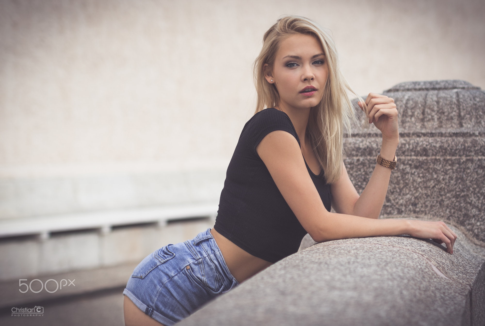 real people, long hair, young women, sitting, hairstyle, beautiful woman, hair, 1080P, indoors, young adult, women, looking at camera, casual clothing, HD Wallpaper