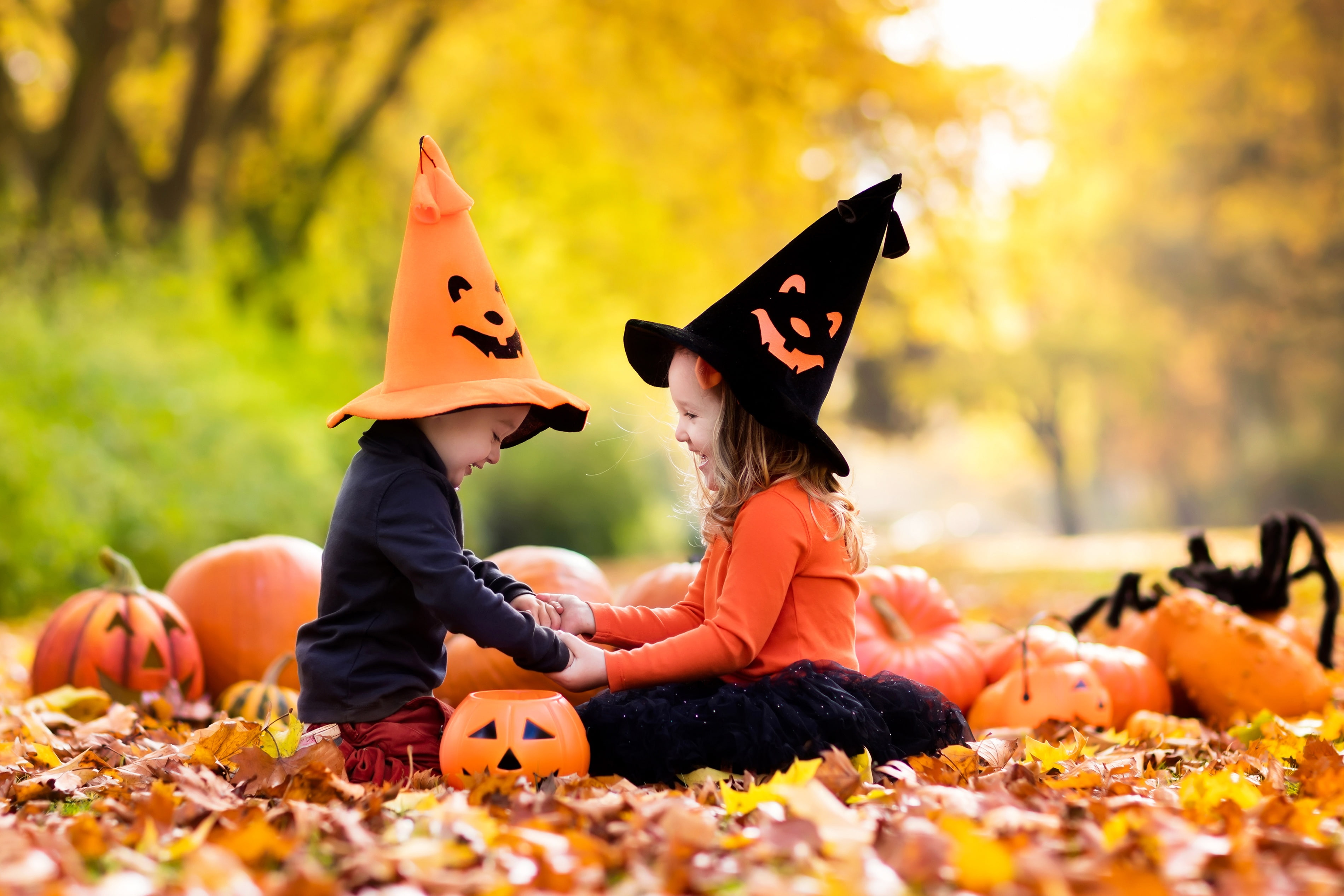 girls, autumn, leaves, Halloween, Pumpkin, joy, girl, nature, children, cap, 2K, HD Wallpaper
