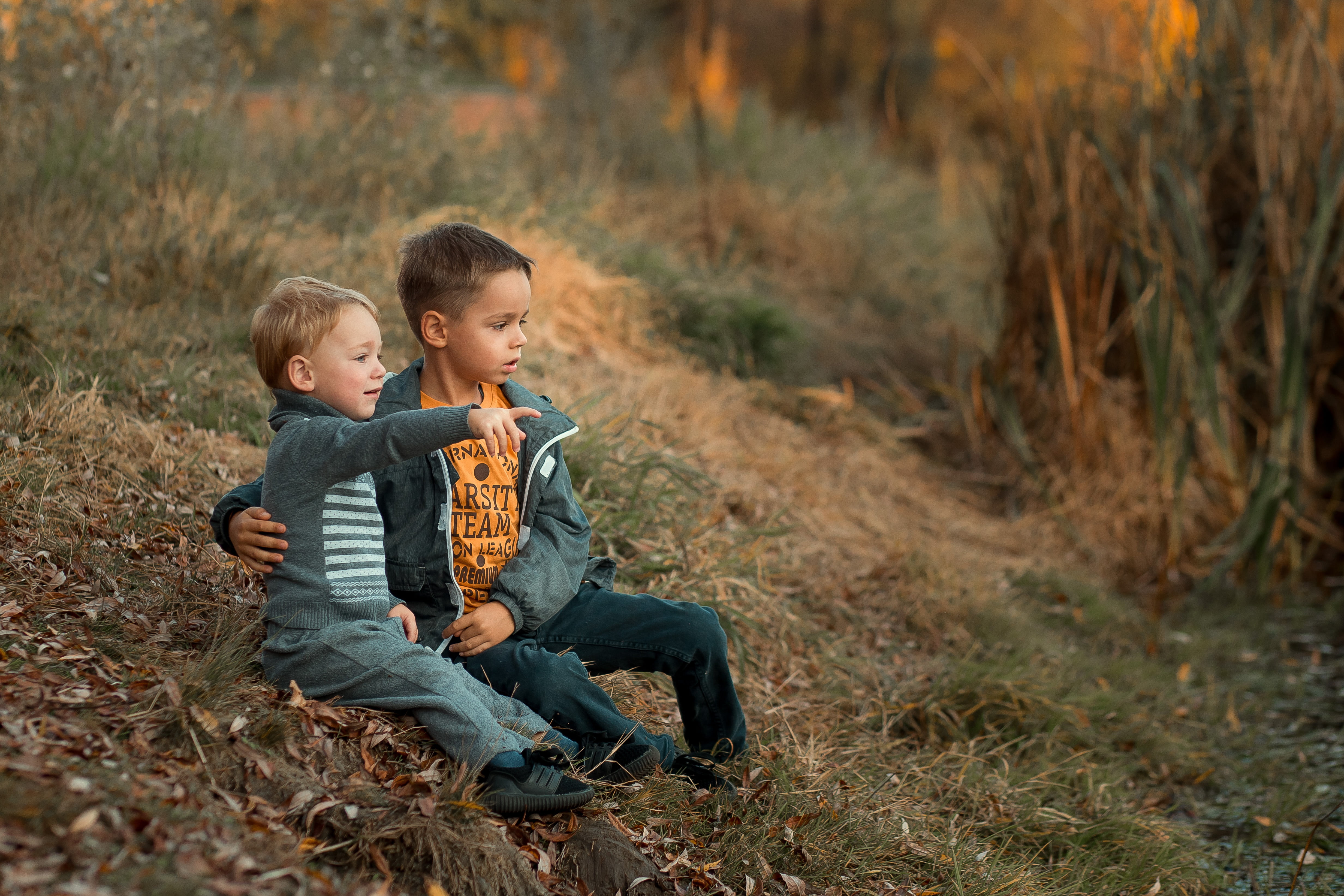 Ekaterina Borisova, 4K, nature, children, boys, friends, autumn, HD Wallpaper