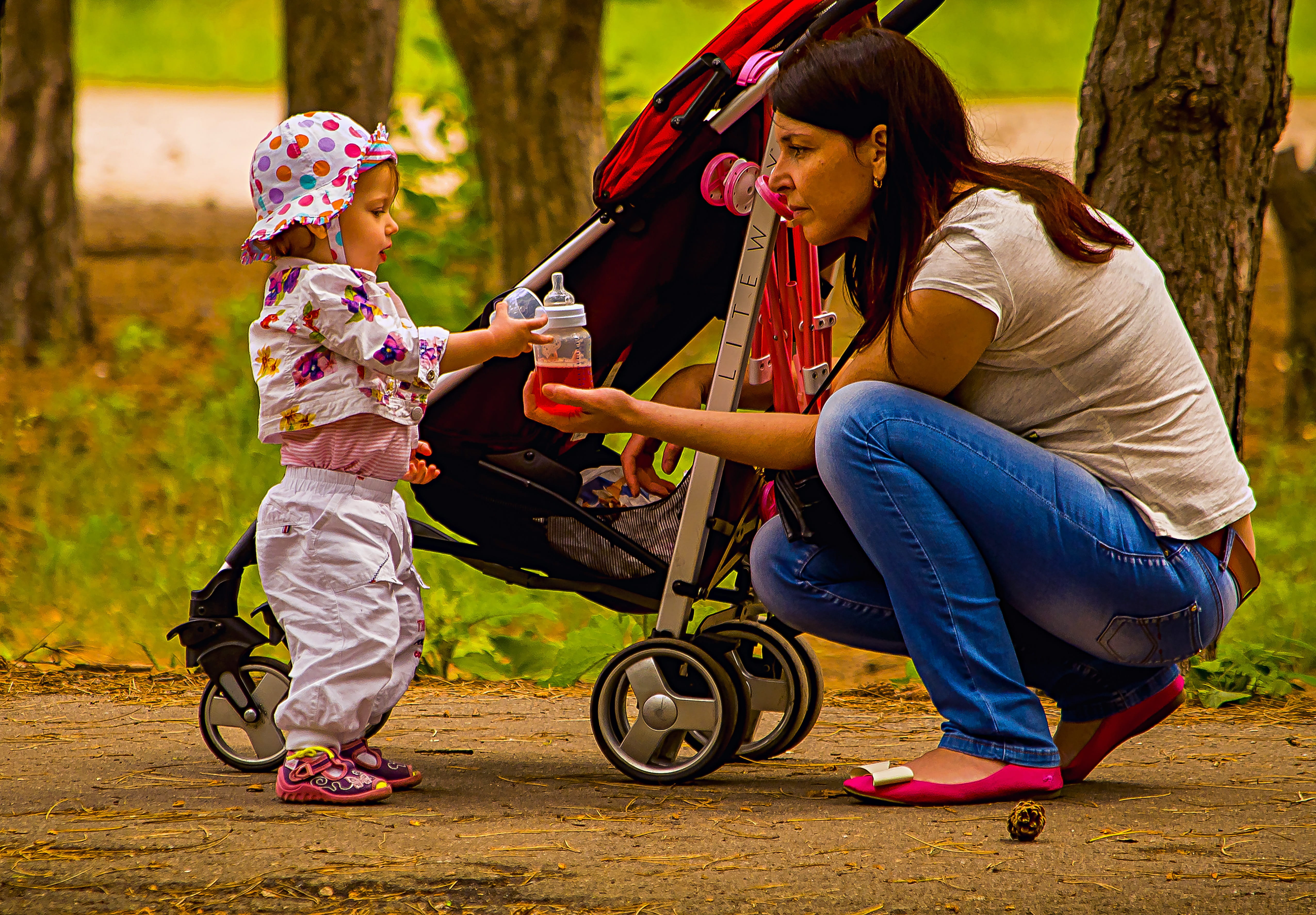 family with one child, 4K, people, son, beside, females, positive emotion, stroller, women, family, full length, child, outdoors, males, adult, baby, mom, HD Wallpaper