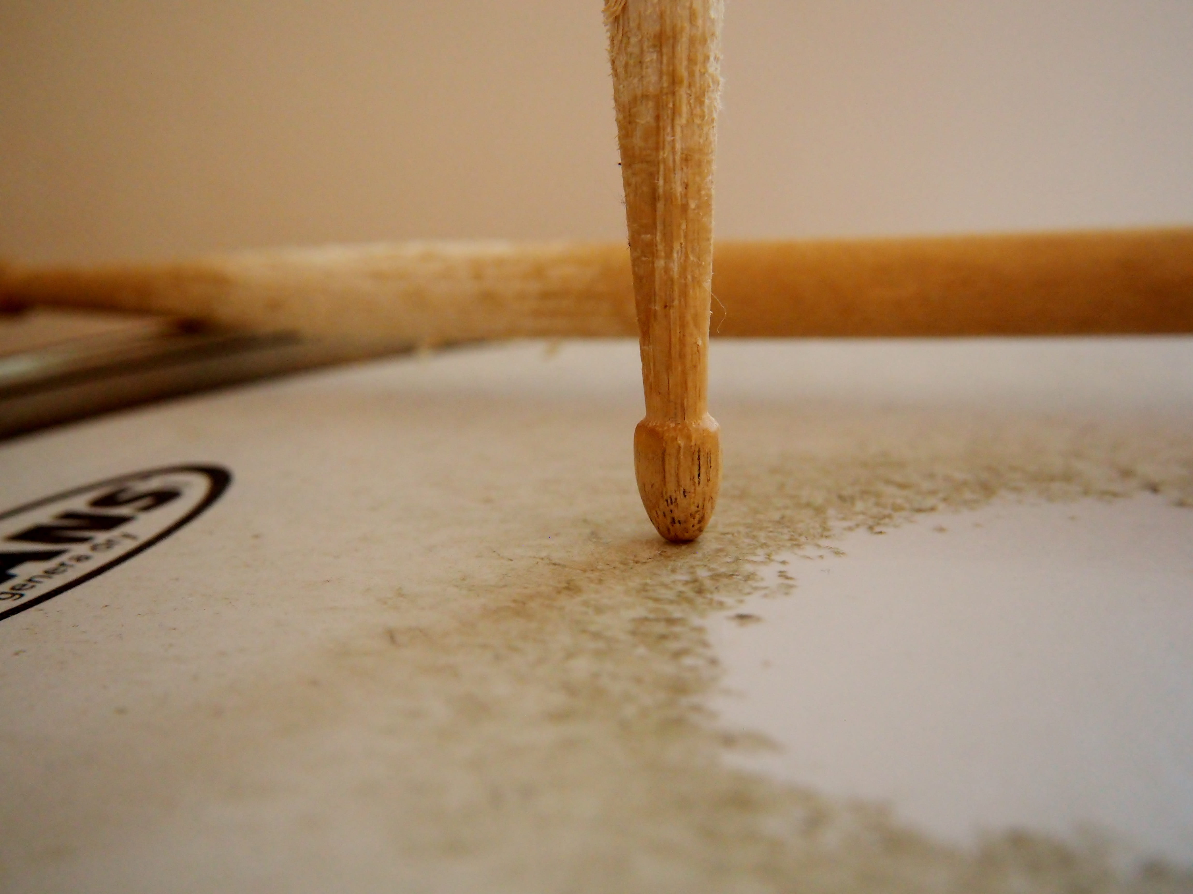 wood, flooring, drums, 4K, table, day, brown, drum sticks, food and drink, no people, motion, outdoors, nature, selective focus, tree, food, musical instrument, HD Wallpaper