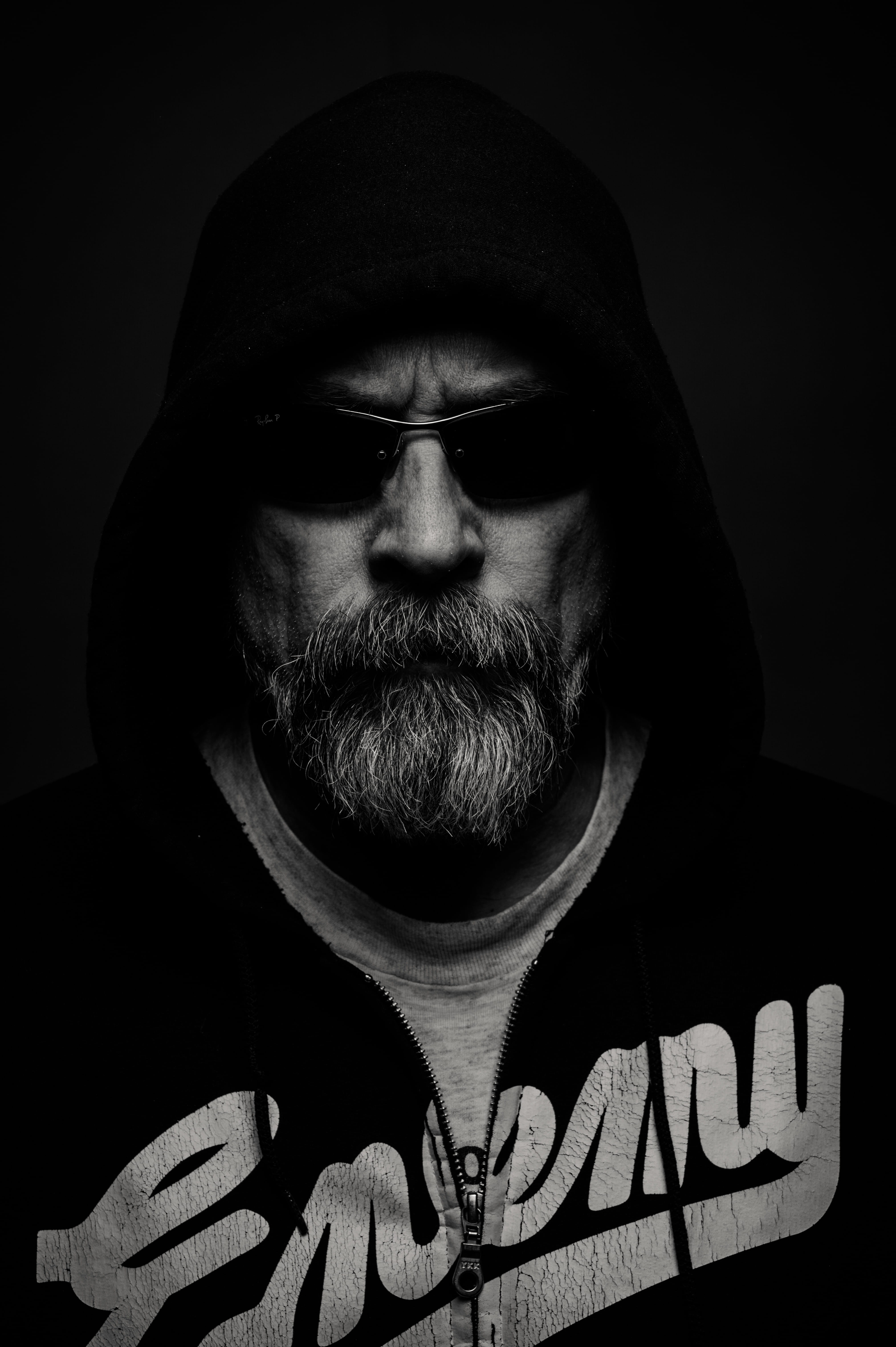 close-up, s, clothing, black background, model, vicious, fashion, studio shot, real people, 5K, black and white, fine-looking, guy, mature adult, males, Phone HD Wallpaper