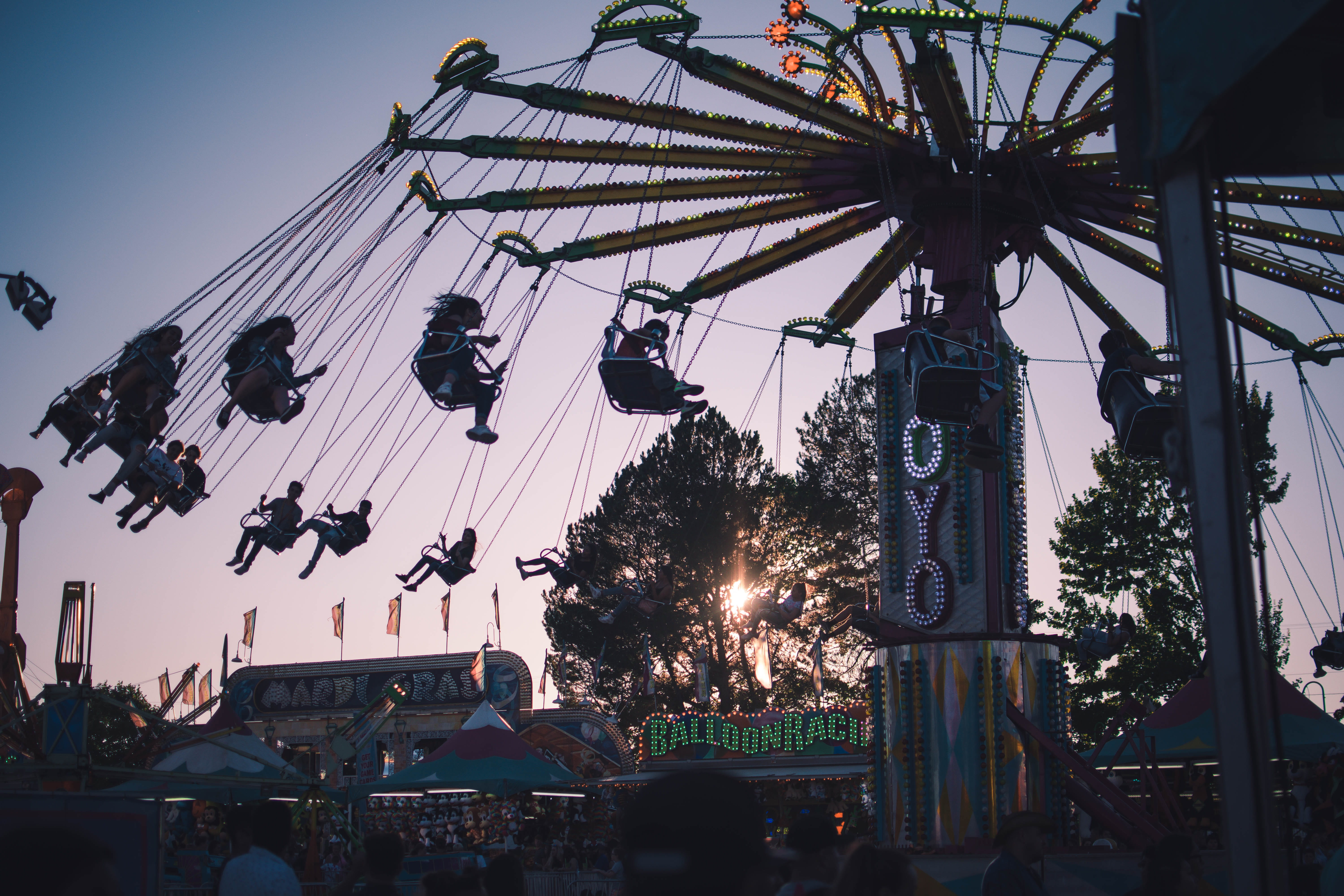 decoration, fair, architecture, plant, built structure, illuminated, low angle view, 5K, people, building exterior, group of people, amusement park ride, HD Wallpaper