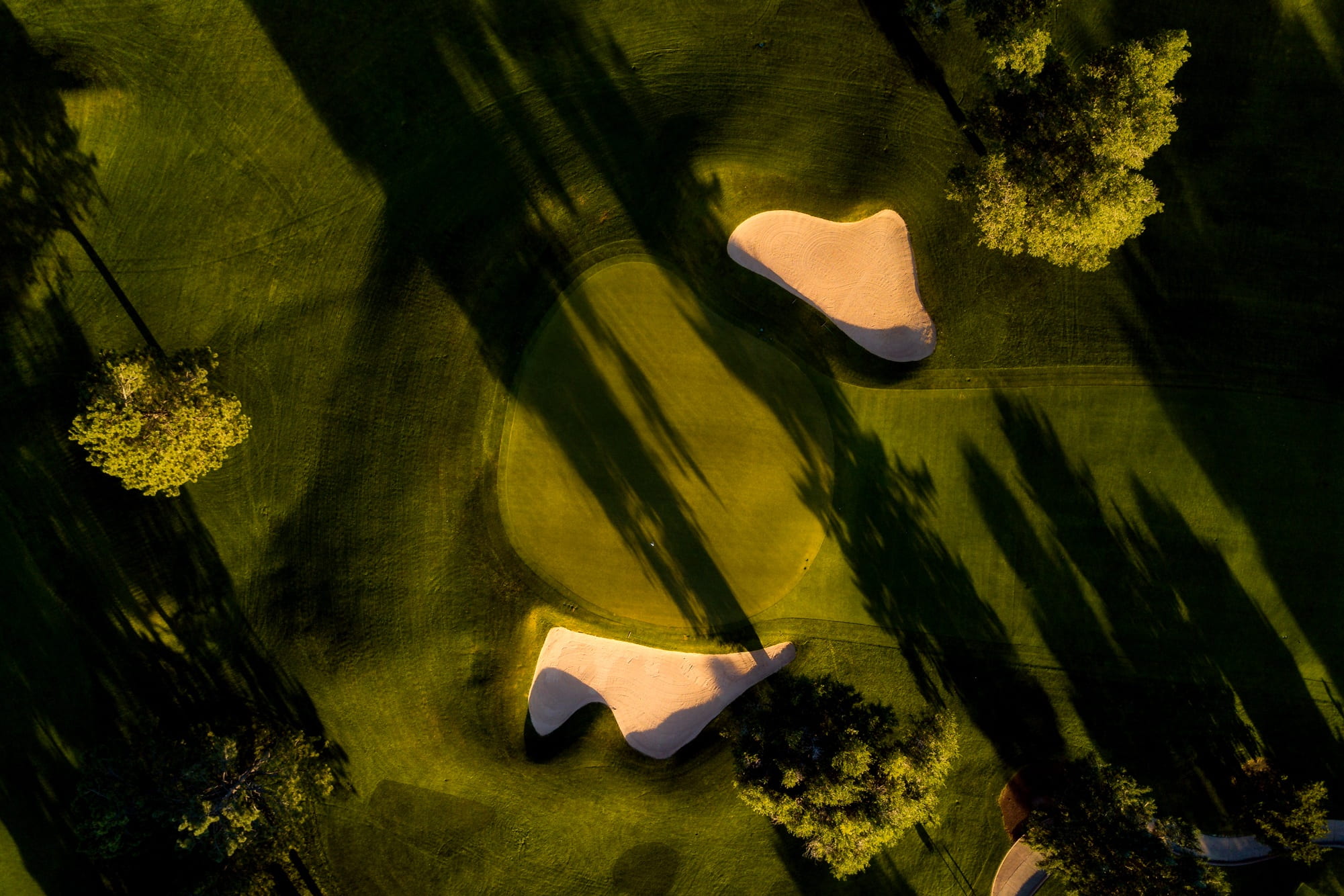 activity, sports, green - golf course, outdoors, sunlight, leisure, photography, leisure activity, sport, high angle view, 1080P, golf course, recreation, HD Wallpaper