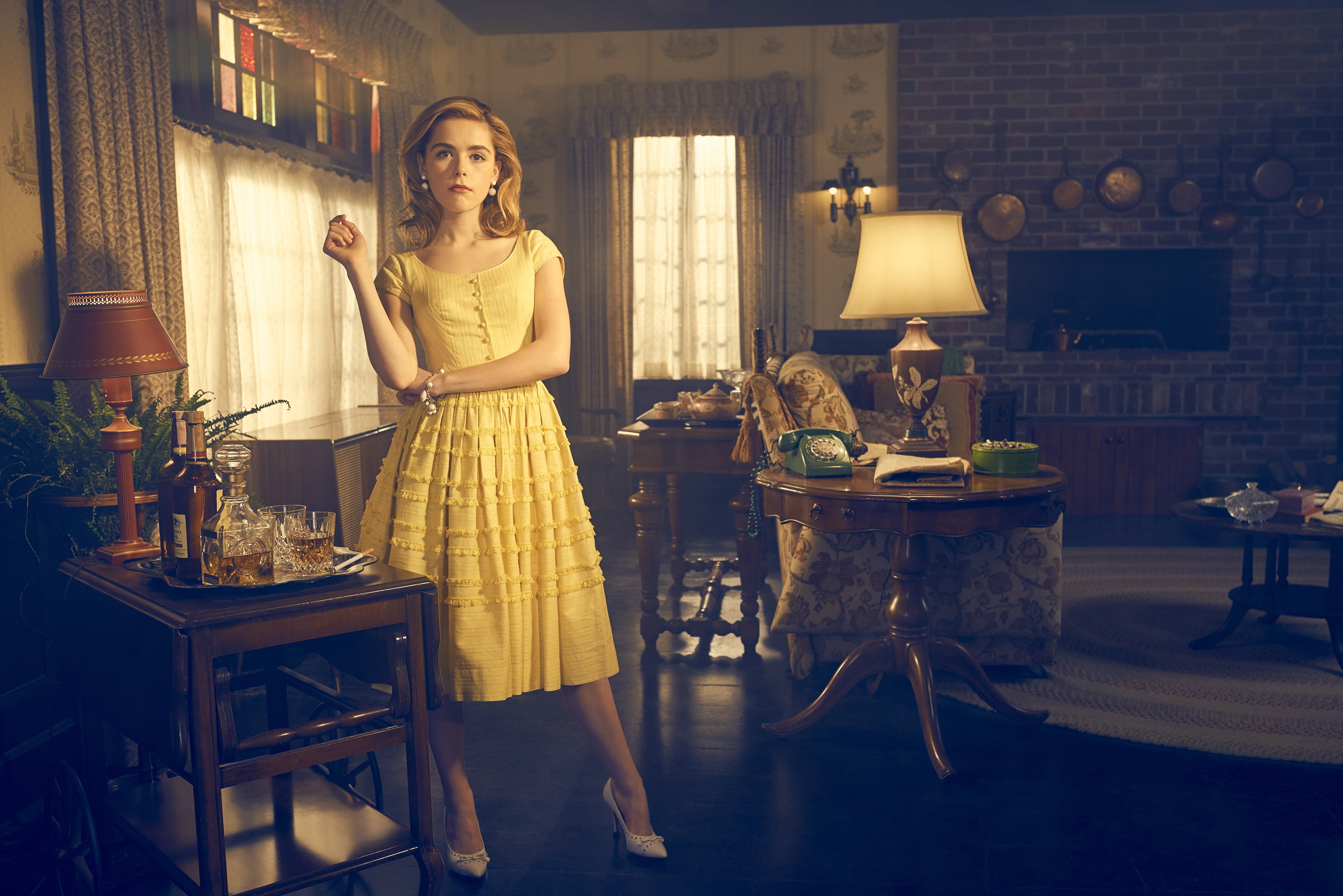 2K, Kiernan Shipka, model, yellow dress, blonde, Sabrina, women, HD Wallpaper