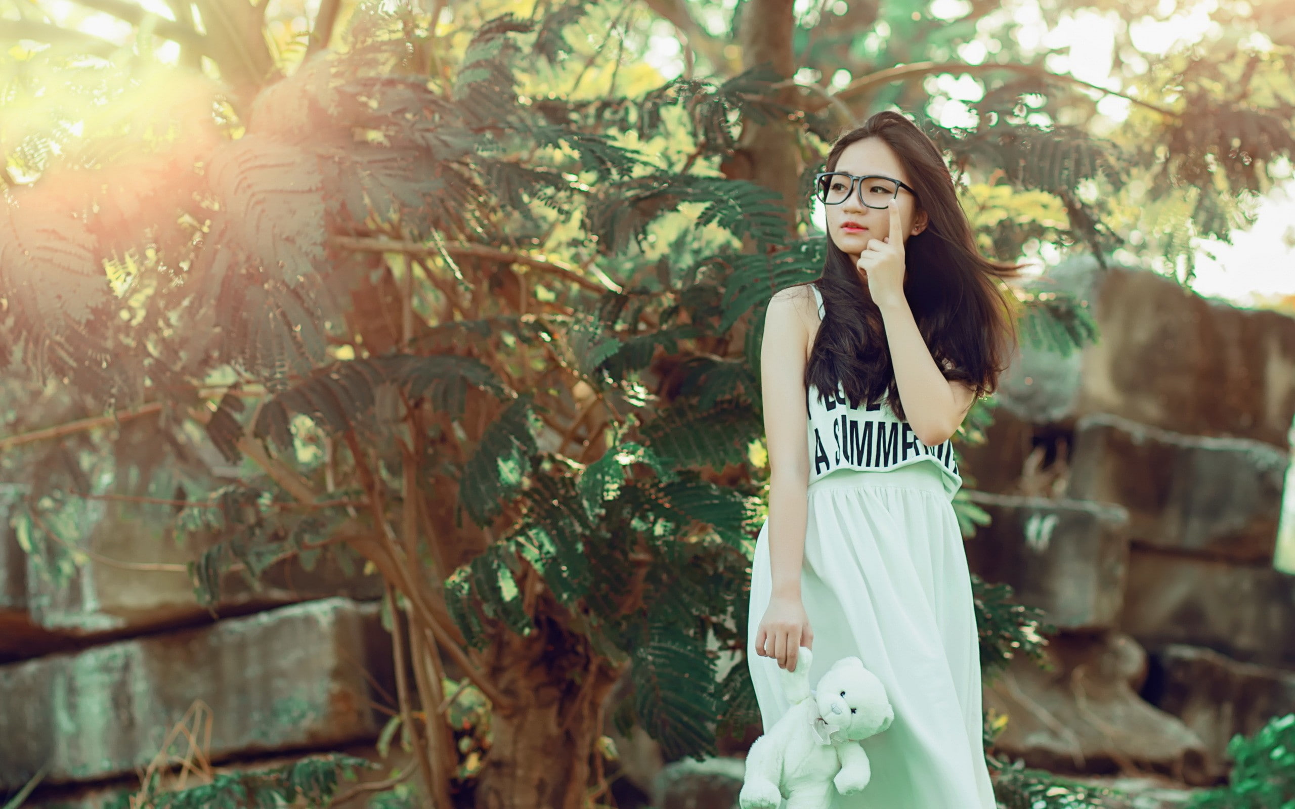 model, women, teddy bears, women with glasses, 2K, Asian, HD Wallpaper