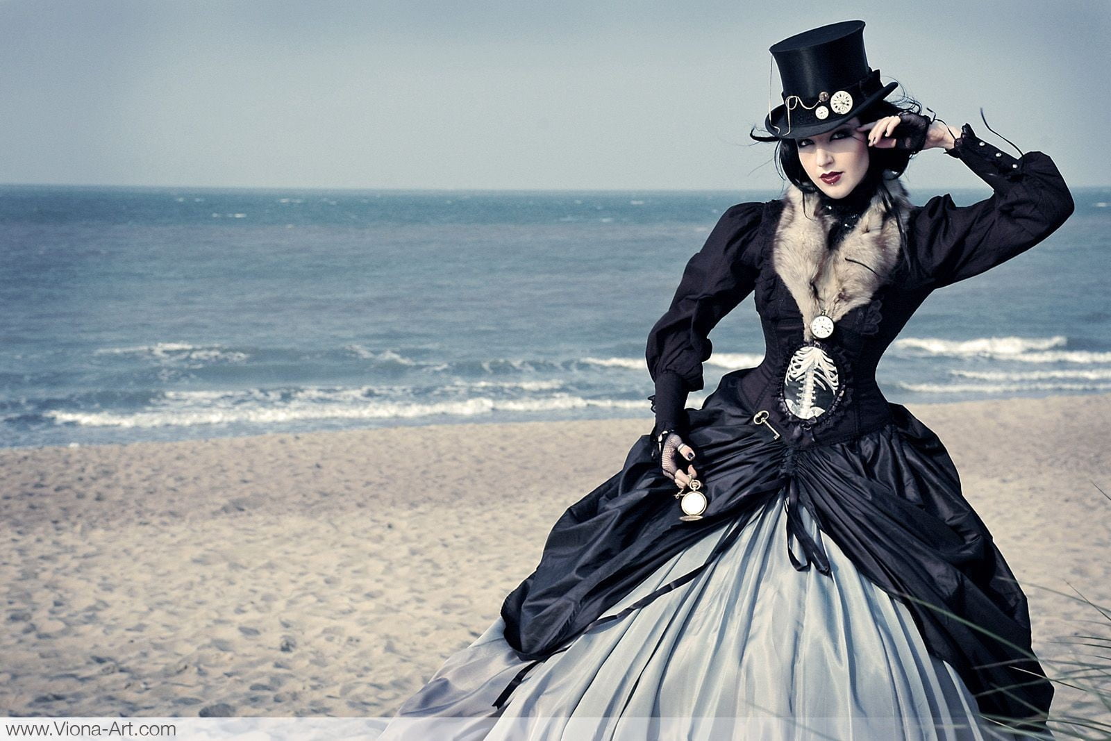 beautiful people, watch, adult, females, 720P, gown, land, dress, nature, one person, white, sleeved, women, steampunk, portrait, shop, young adult, costume, HD Wallpaper