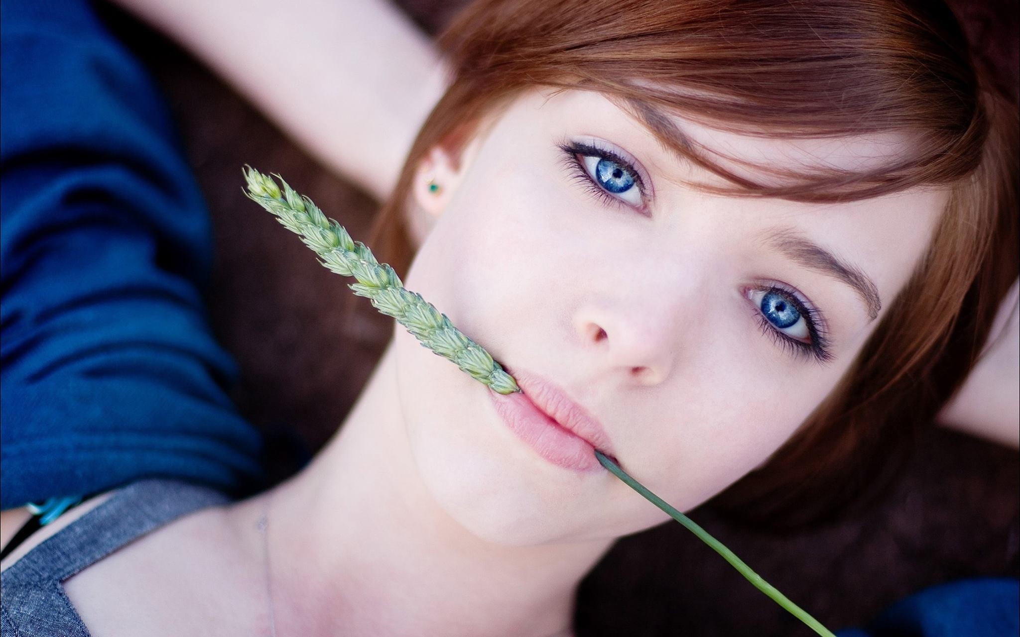 leafed, redhead, holding, indoors, casual clothing, child, green, emotion, looking, face, headshot, childhood, lifestyles, young adult, looking at camera, HD Wallpaper