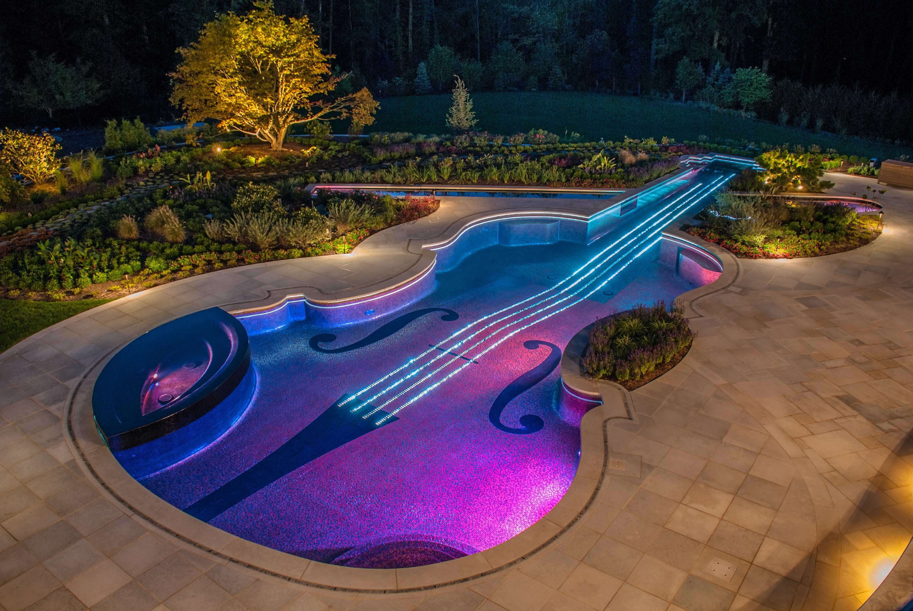 themed, swimming pool, inflatable, 2K, design, outdoors, Jacuzzi., no people, tree, blue, absence, park - man made space, tranquility, relaxation, multi colored, HD Wallpaper