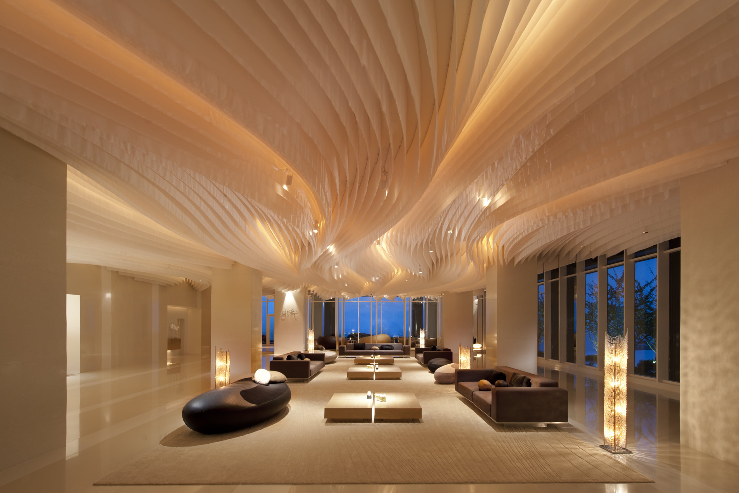 Stipe, light fixture, flooring, no people, built structure, modern, indoors, luxury, 2K, room, interior, hotel, architecture, wealth, absence, sofas, empty, HD Wallpaper
