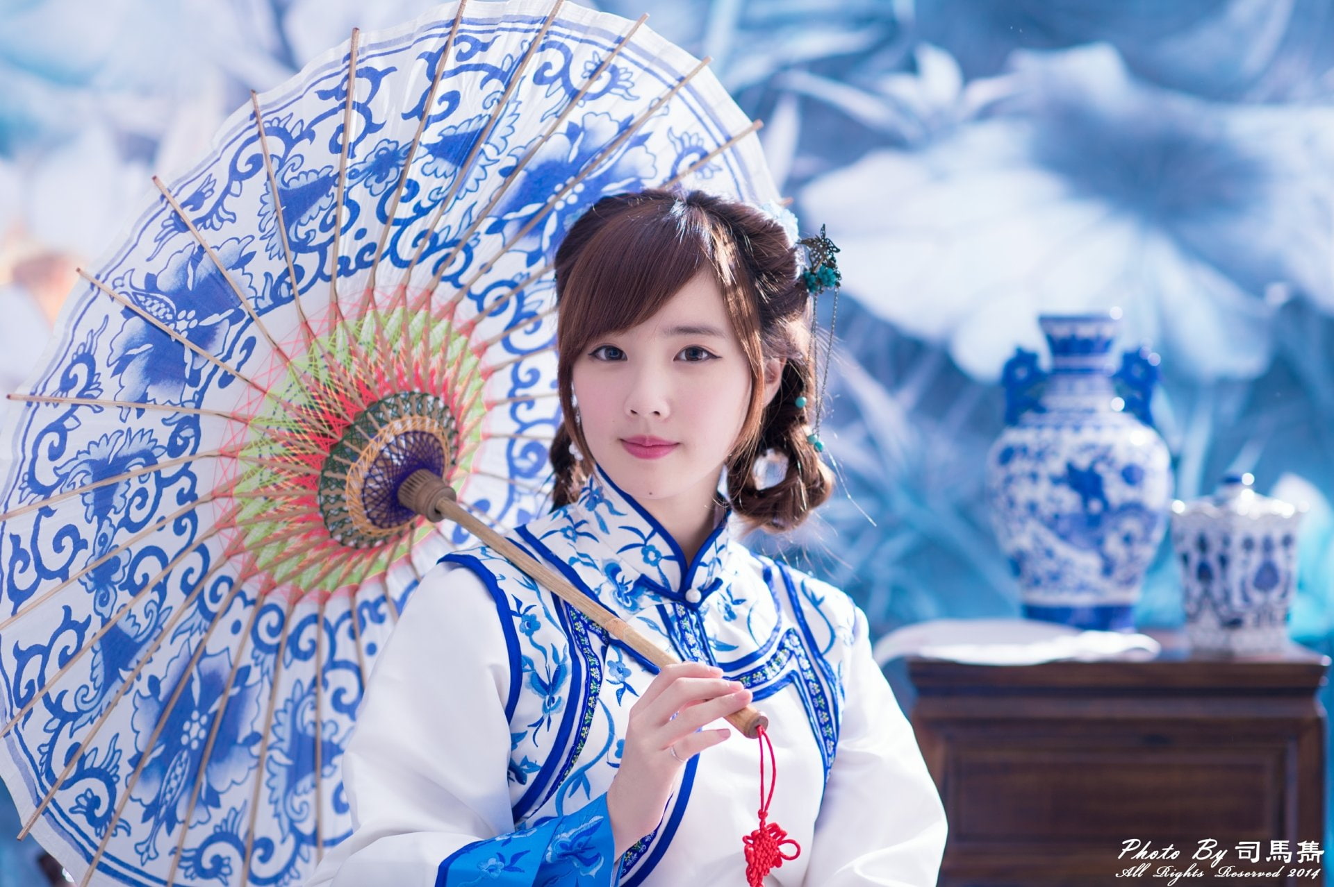 1080P, Asian, Models, Umbrella, Model, Vase, Taiwanese, Yu Chen Zheng, Girl, Traditional Costume, HD Wallpaper