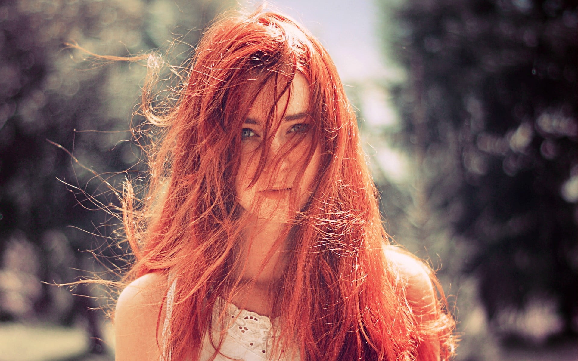 face, women outdoors, hair, tree, teenager, green eyes, adult, hair in face, beauty, contemplation, lifestyles, young women, one person, redhead, outdoors, HD Wallpaper