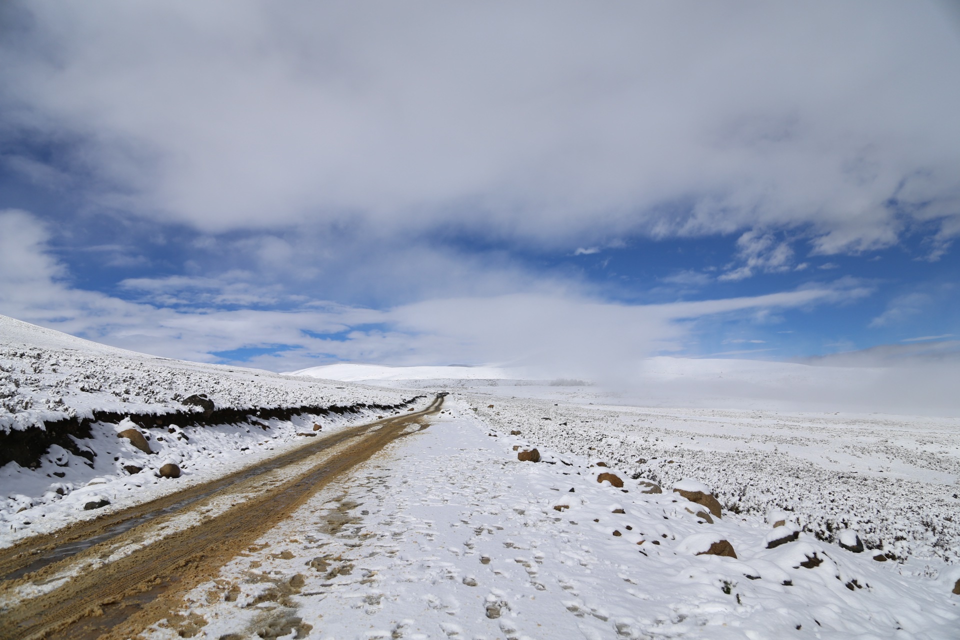 snow, nie, land, china, mountain, outdoors, cloud - sky, tranquility, winter, road, scenics - nature, beauty in nature, white color, sky, snowcapped mountain, HD Wallpaper
