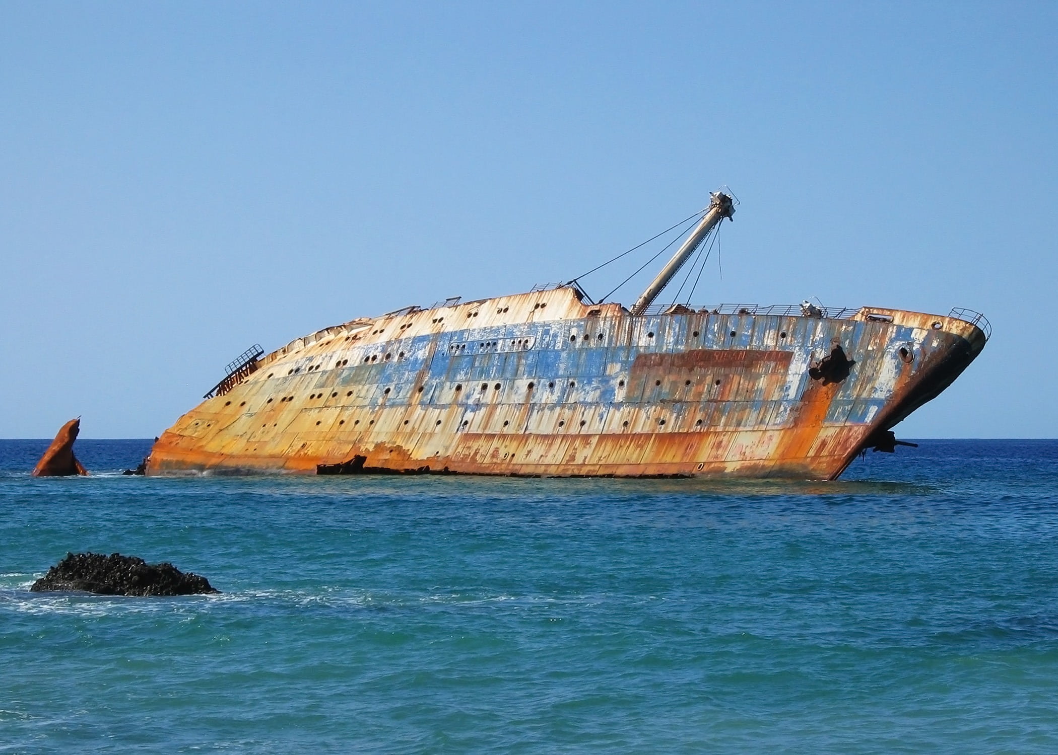 no people, brown, outside, sky, hulk, sinking, shipping, beach, horizon over water, freight Transportation, abandoned, sailboat, daytime, wreck, deterioration, HD Wallpaper