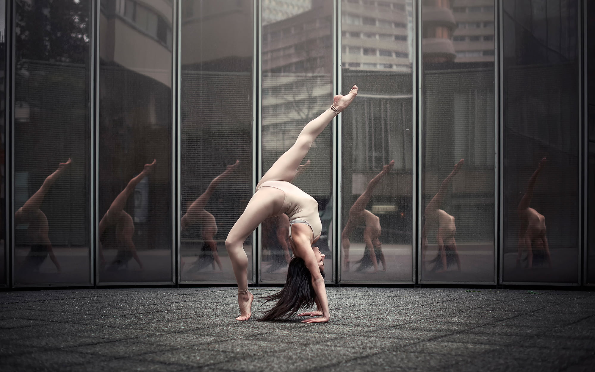 vitality, healthy lifestyle, acrobat, arms raised, agility, reflection, dancing, handstand, balance, s, one person, grace, women, human body part, skill, HD Wallpaper