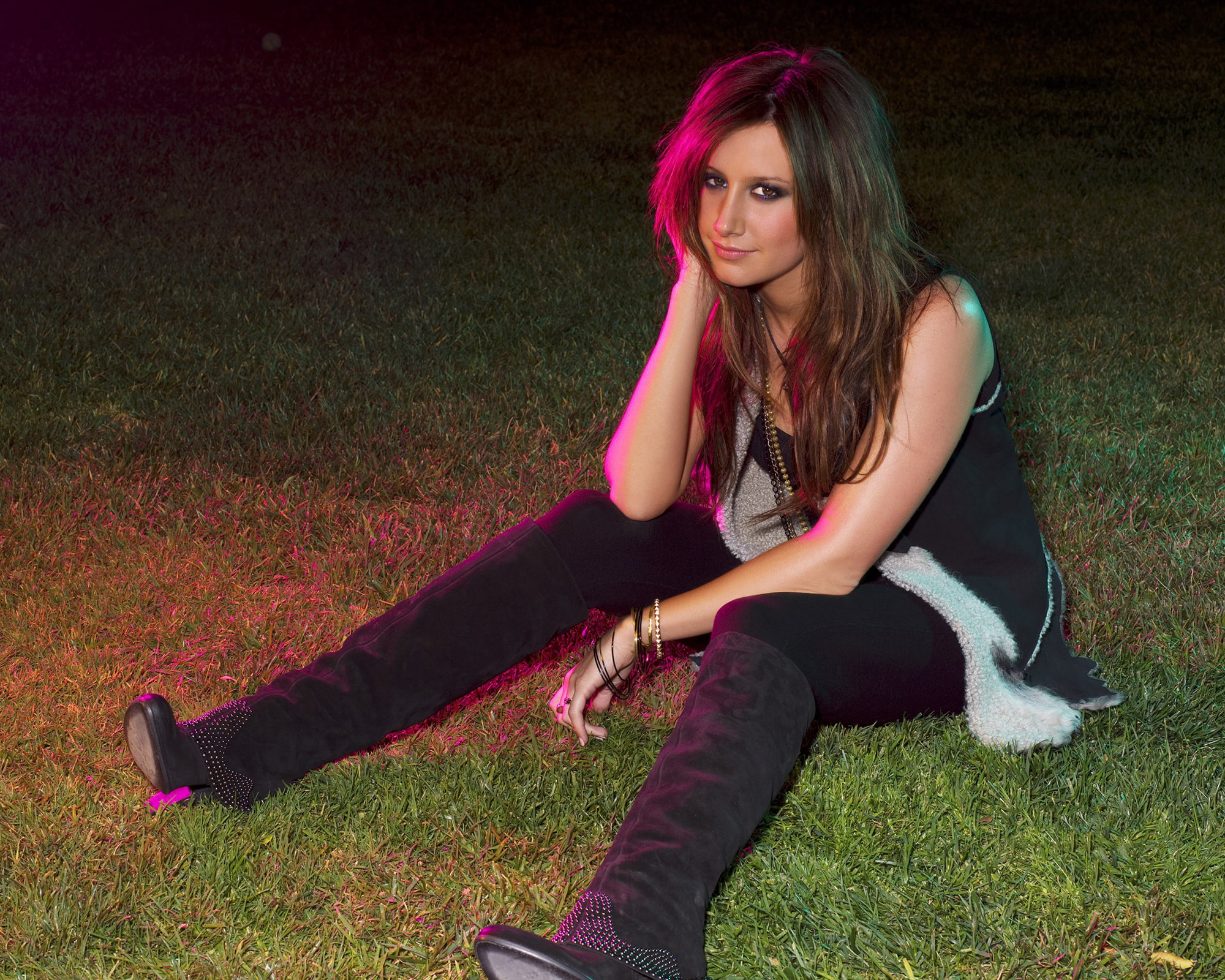 portrait, grass, casual clothing, leisure activity, beauty, Ashley Tisdale, one person, contemplation, teenager, looking at camera, young adult, women, HD Wallpaper