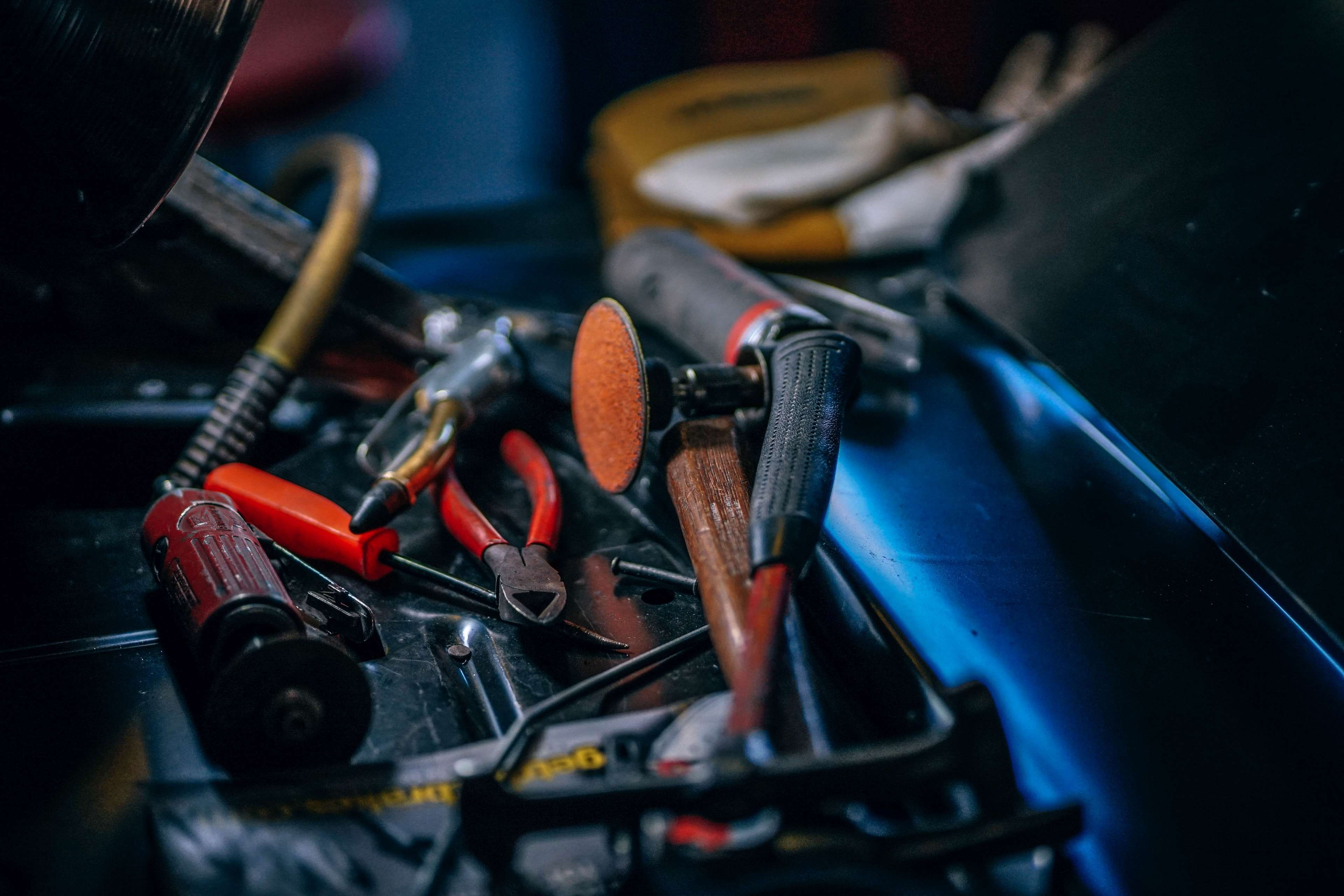 choice, pliers, wall, toolkit, shiny, 4K, collection, no people, garage, wheel, wire, iron, toolbox, diy, vehicle, wooden, hand tool, set, metal, object, HD Wallpaper