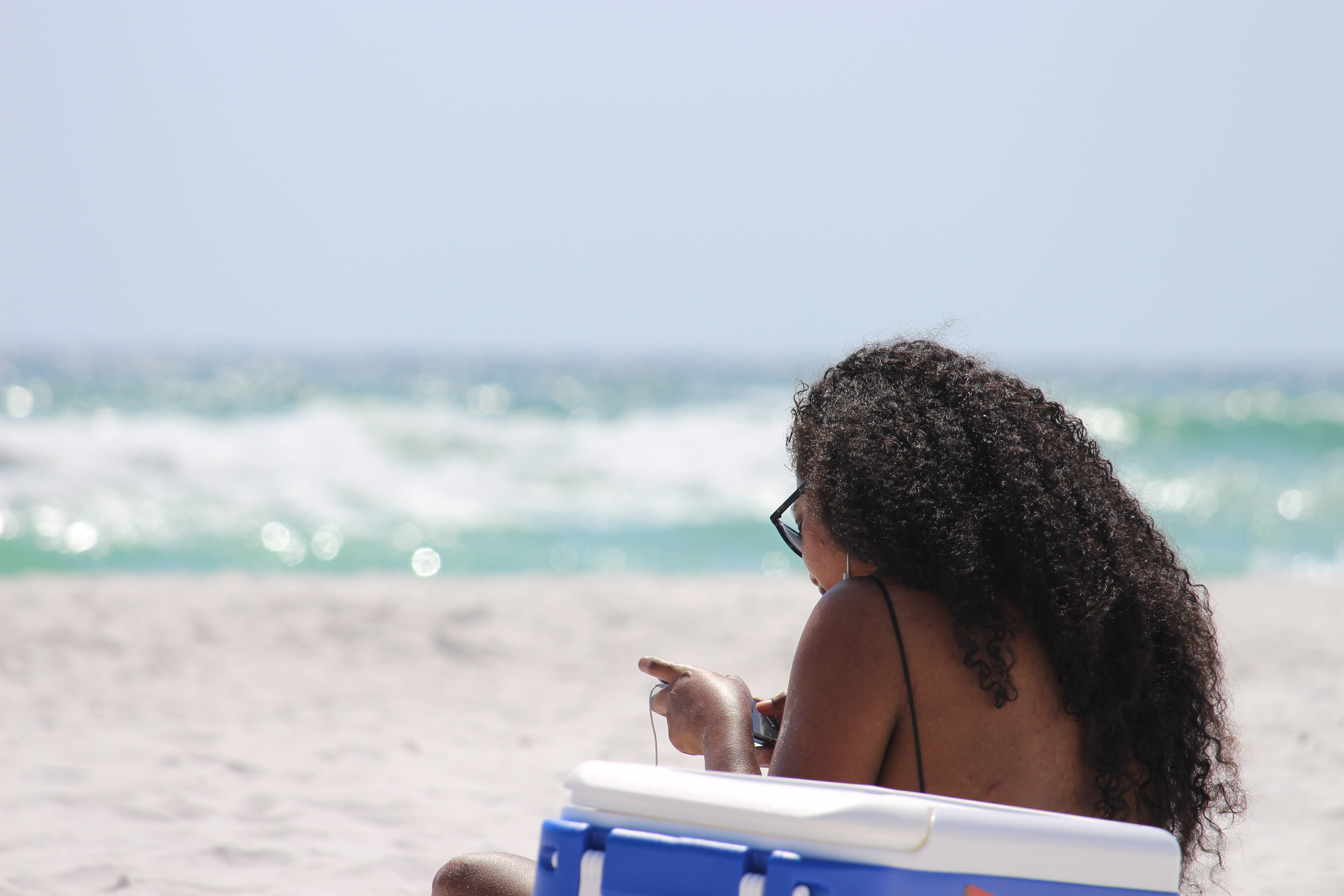 tropical, curly hair, adult, nature, holiday, blue, sunny day, headshot, female, cooler, young women, person, relaxation, woman, hair, beside, white, ocean, HD Wallpaper