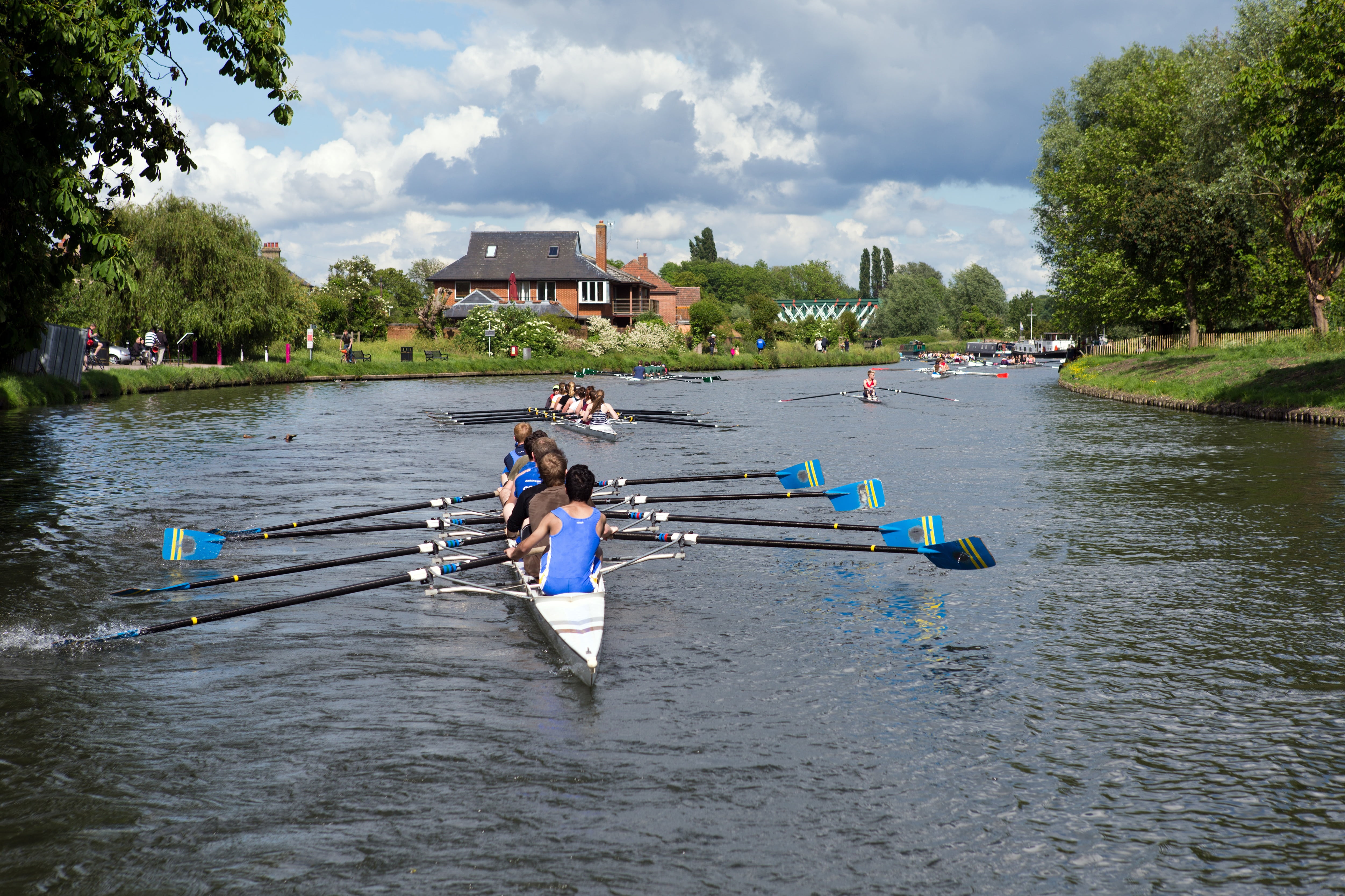 trees, architecture, boat, outdoors, real people, day, paddling, traditional, university, river, cambridge, competition, transportation, cambridgeshire, HD Wallpaper