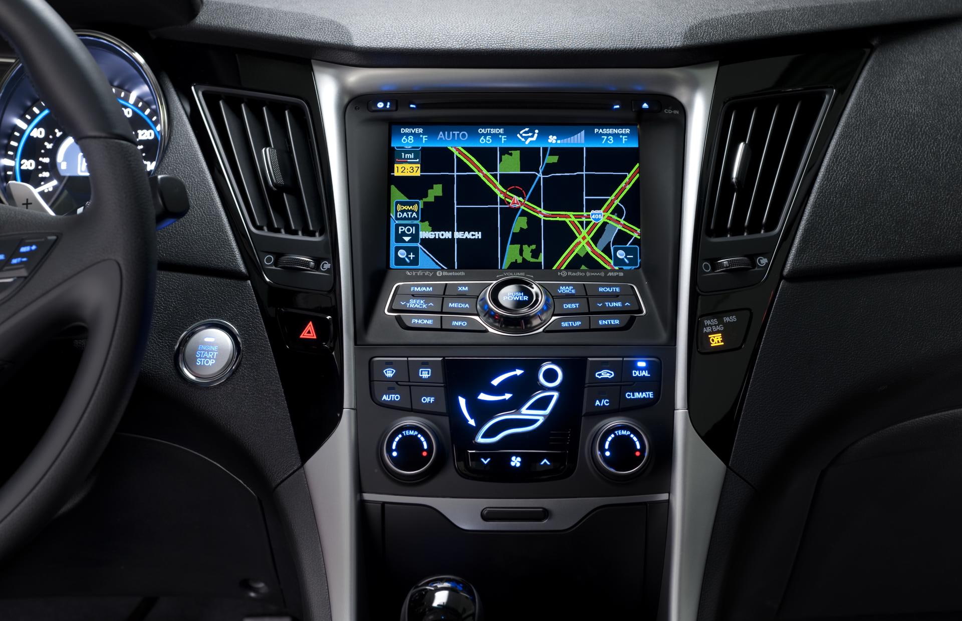 1080P, close-up, technology, hyundai, motor vehicle, transportation, gearshift, sedan, modern, dashboard, control, travel, luxury, no people, mode of transportation, HD Wallpaper