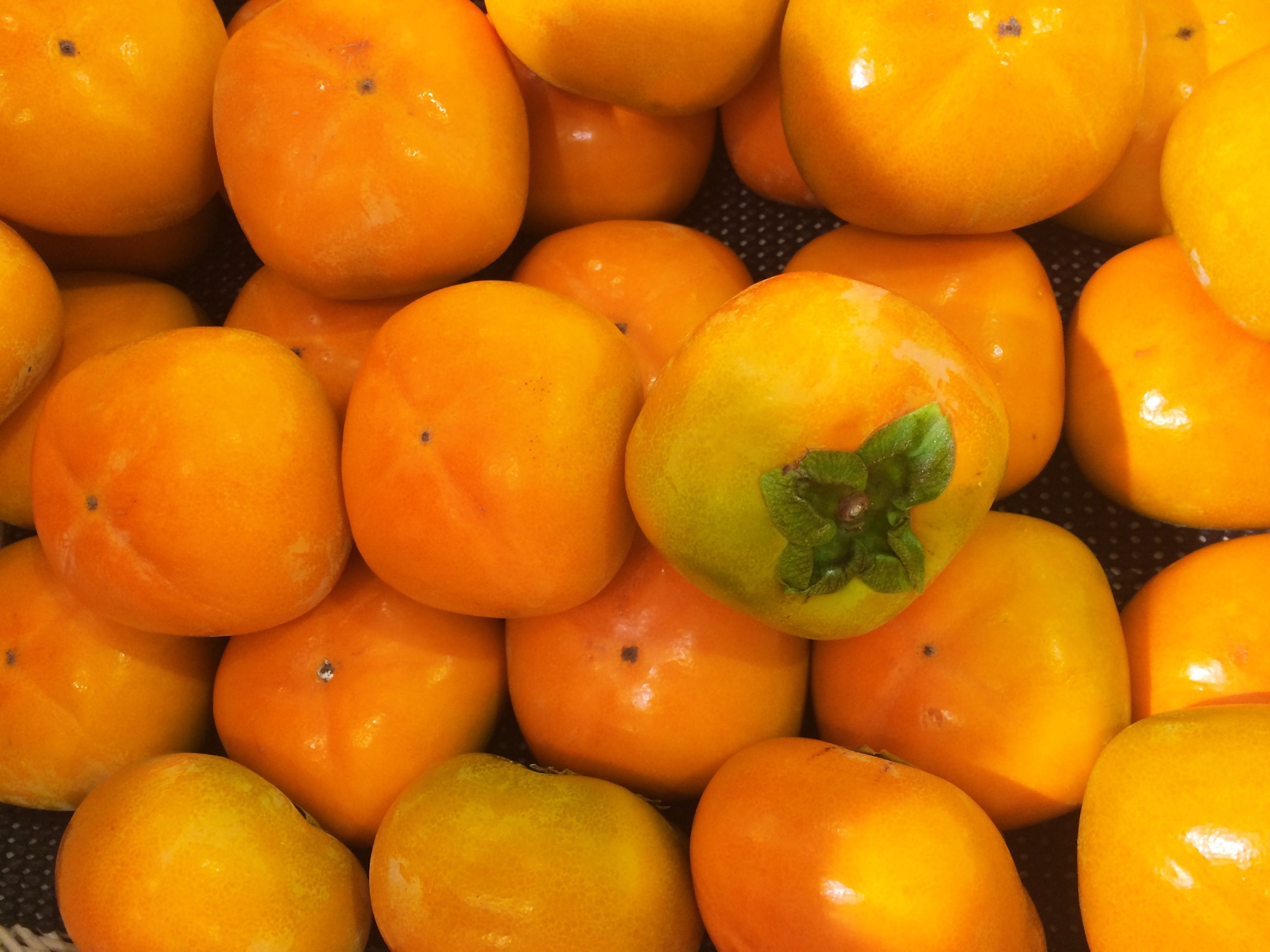 close-up, stack, autumn, full frame, no people, 2K, freshness, department, living, persimmon, yokosuka, healthy eating, food, wellbeing, market, fruits and vegetables, HD Wallpaper