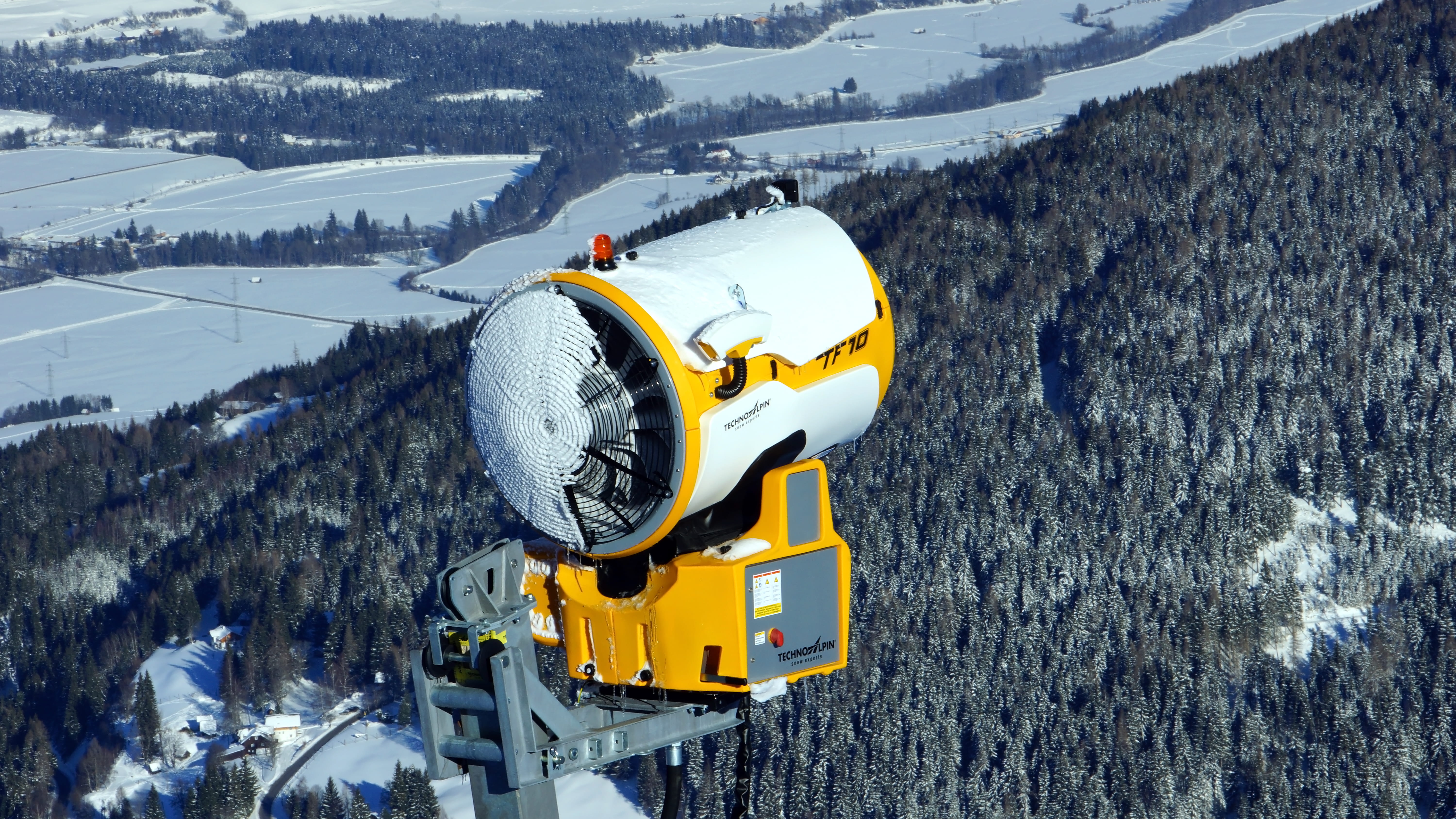 non-urban scene, covering, antenna, telescope, yellow, white color, nature, land, building, scenics - nature, scenery, winter, train, landscape, electrical device, HD Wallpaper