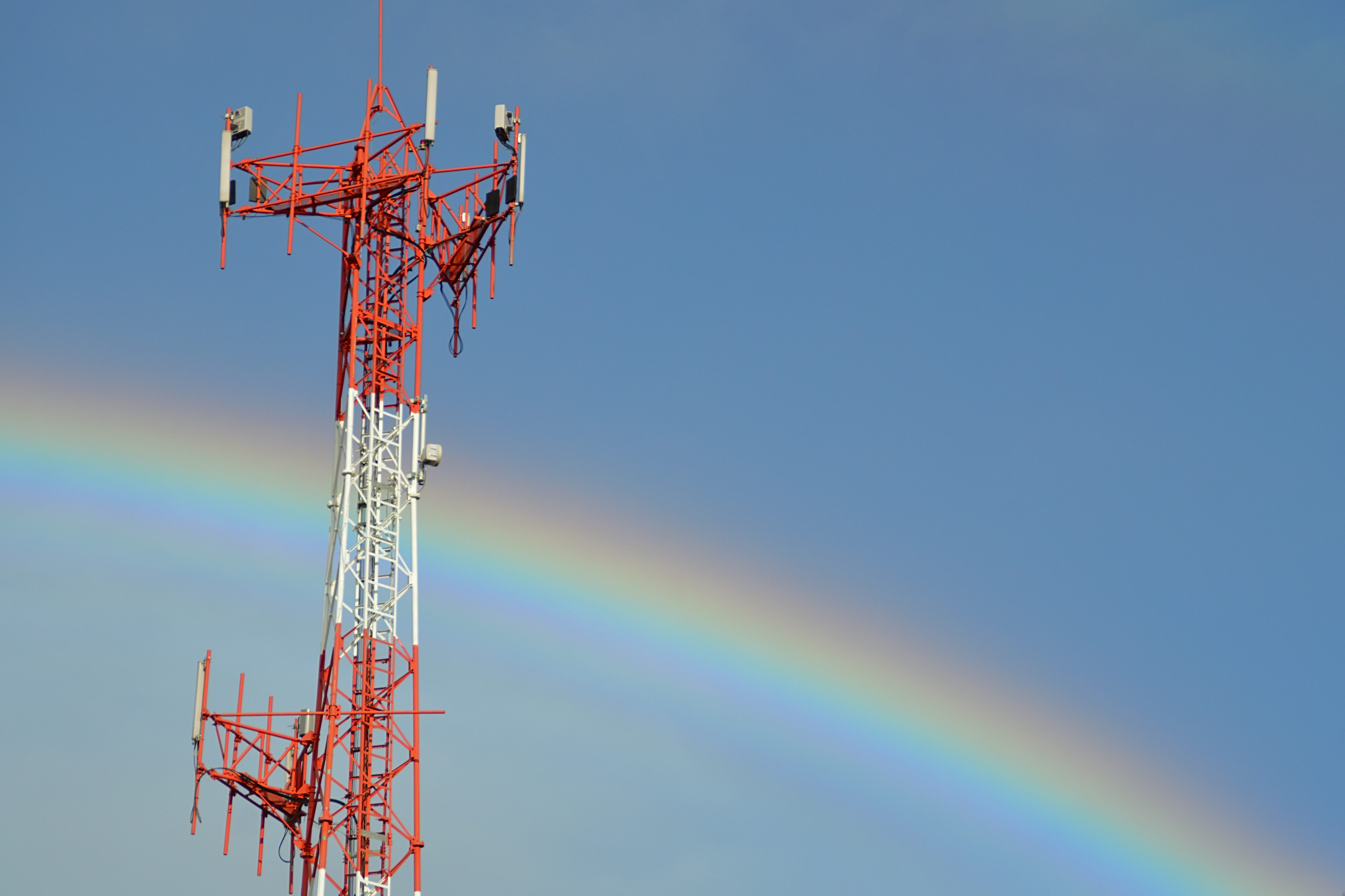 cellular, satellite dish, tall - high, connection, wireless technology, rain, structure, atmosphere, blue, tower, no people, radio wave, technology, communication, HD Wallpaper