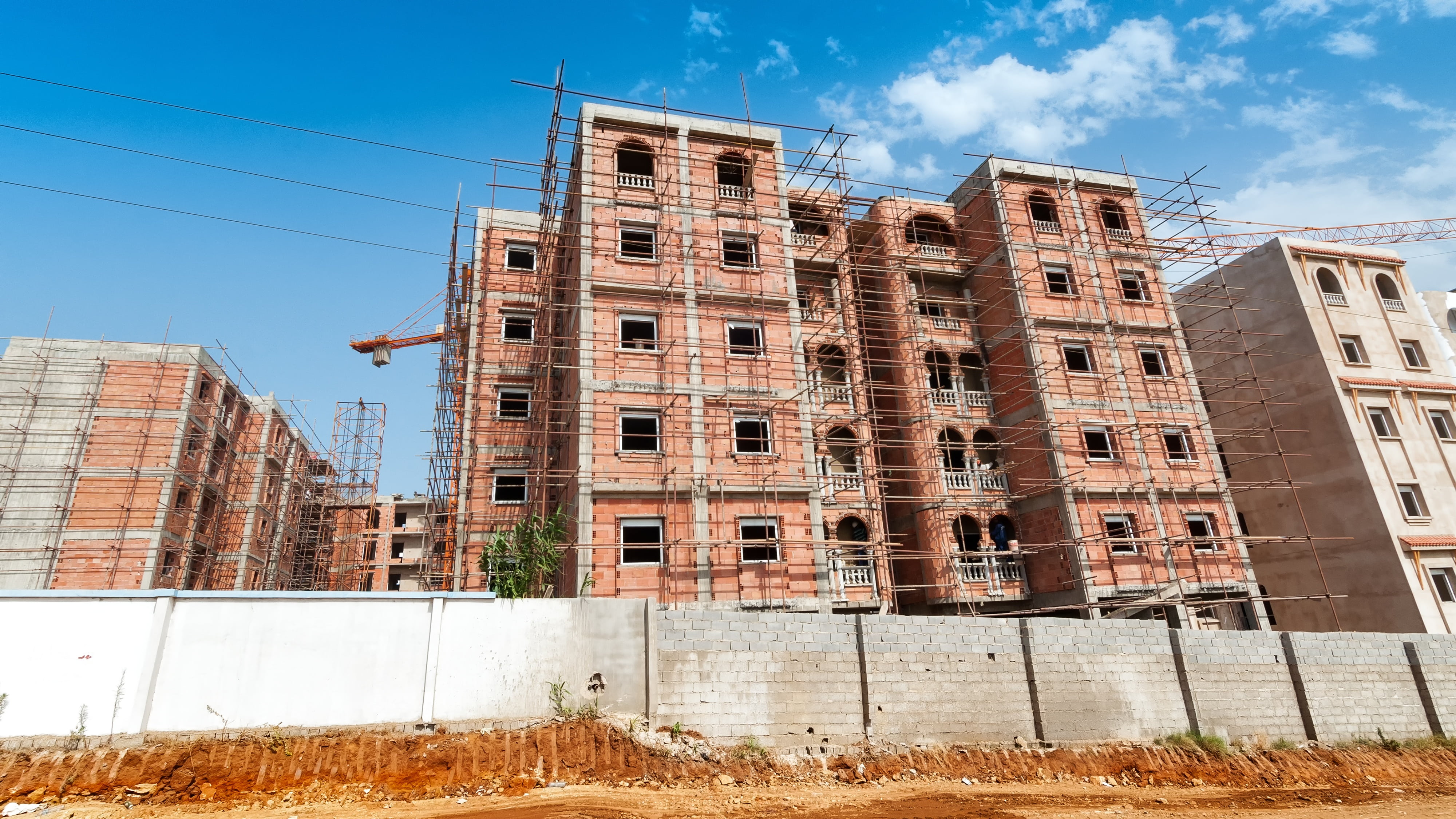 urban Scene, development, no people, low angle view, engineering, blue, city, skyscraper, sky, site, apartment, house, window, architecture, alger, construction Site, HD Wallpaper